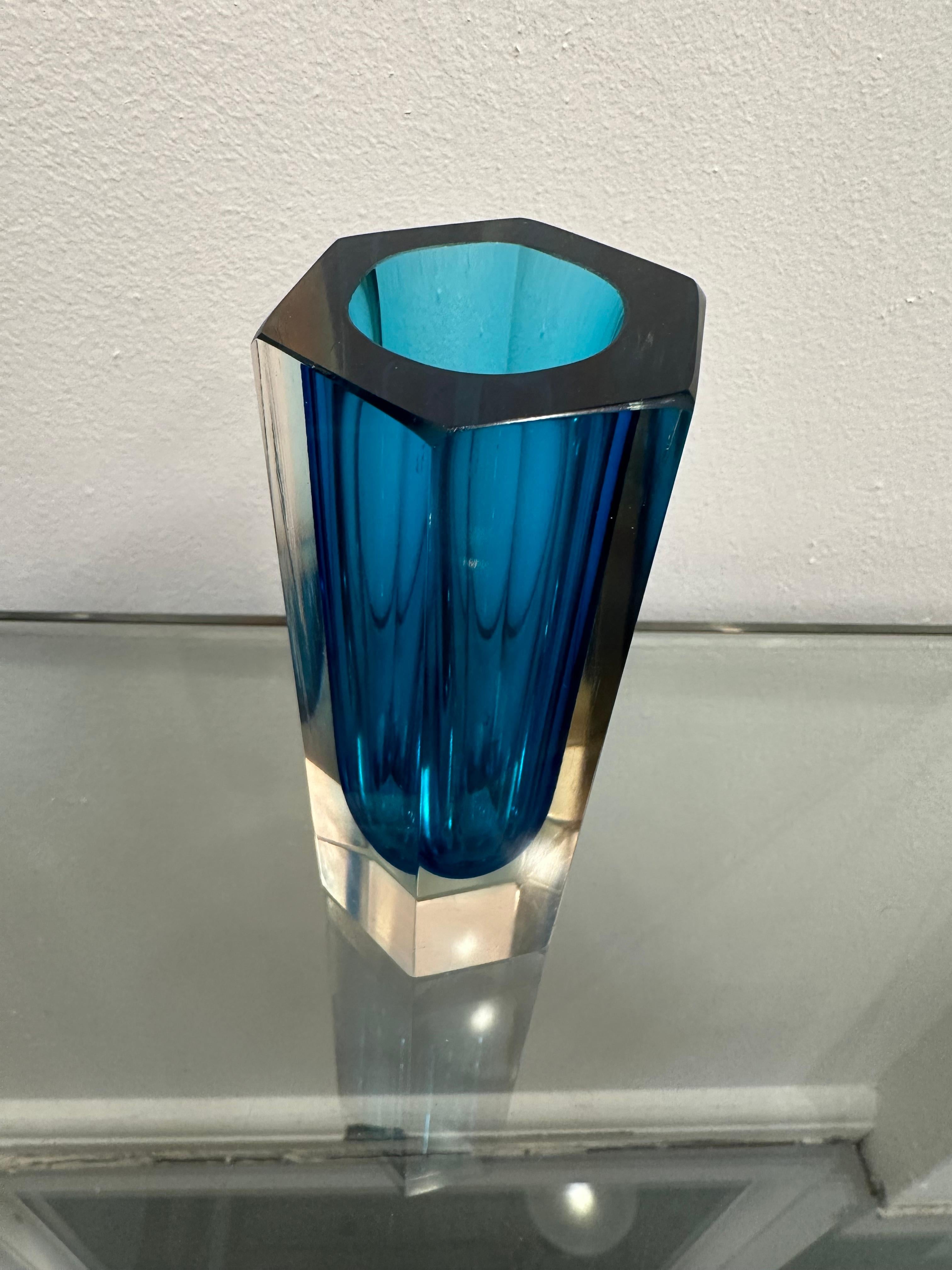 Small 1960s Hexagonal Italian Murano Turquoise & Clear Glass Vase For Sale 7