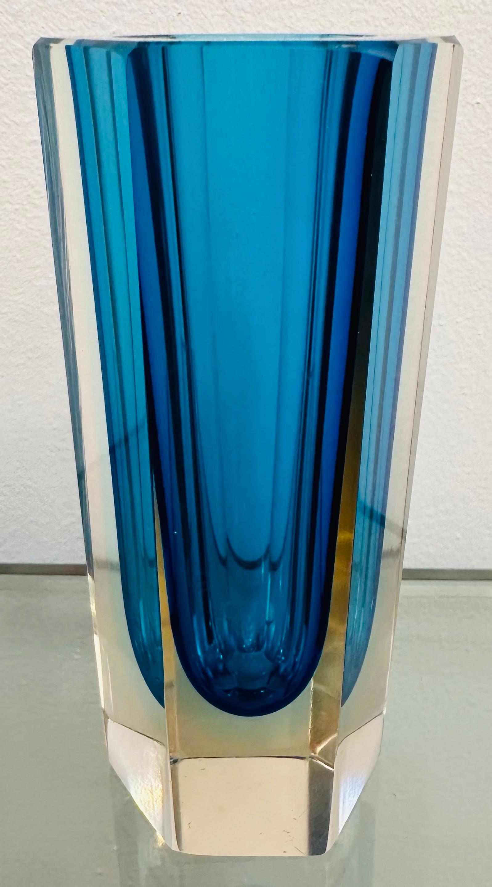 Small 1960s Hexagonal Italian Murano Turquoise & Clear Glass Vase In Good Condition For Sale In London, GB