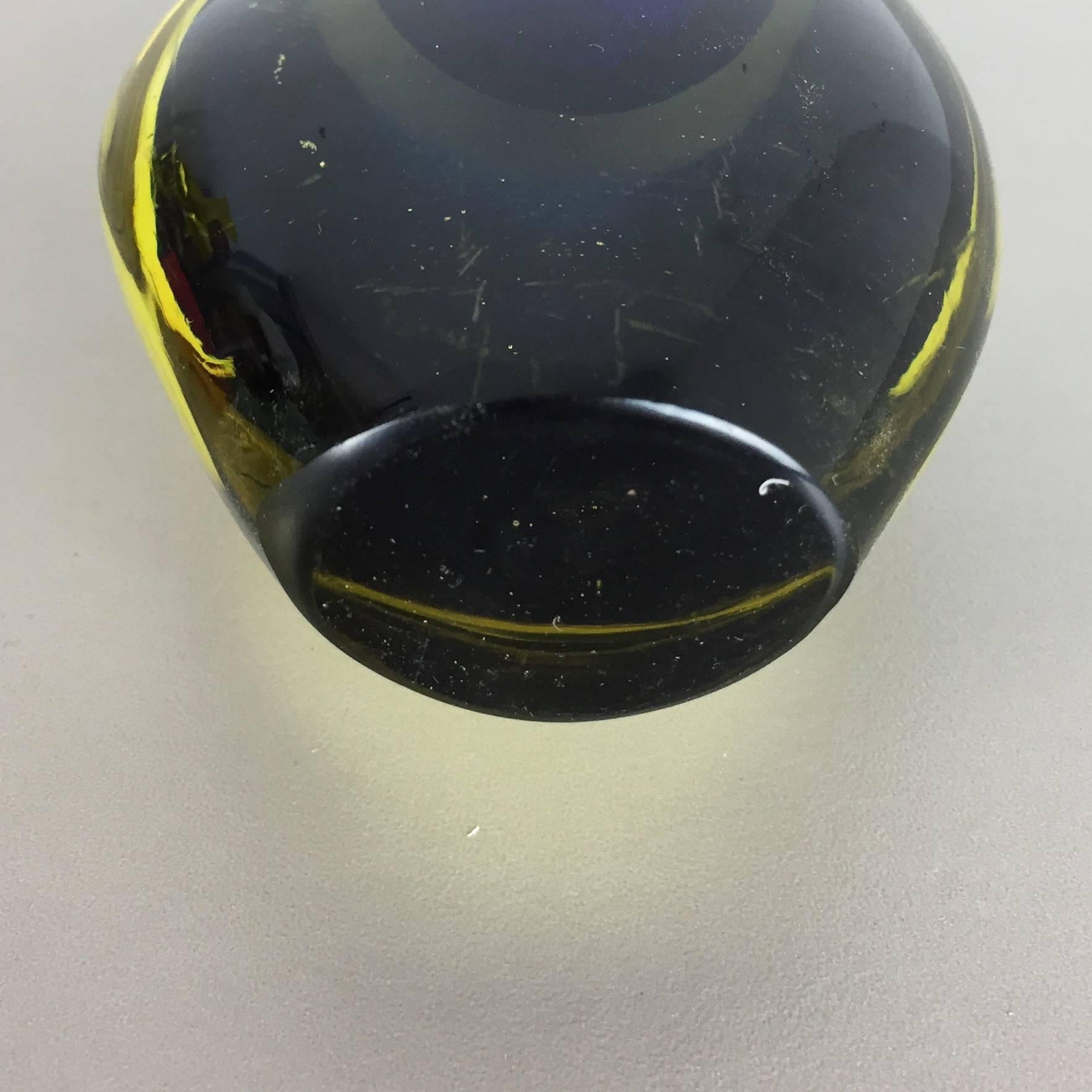 Ceramic Small 1960s Murano Glass Sommerso Single-Stem Vase by Flavio Poli, Italy For Sale