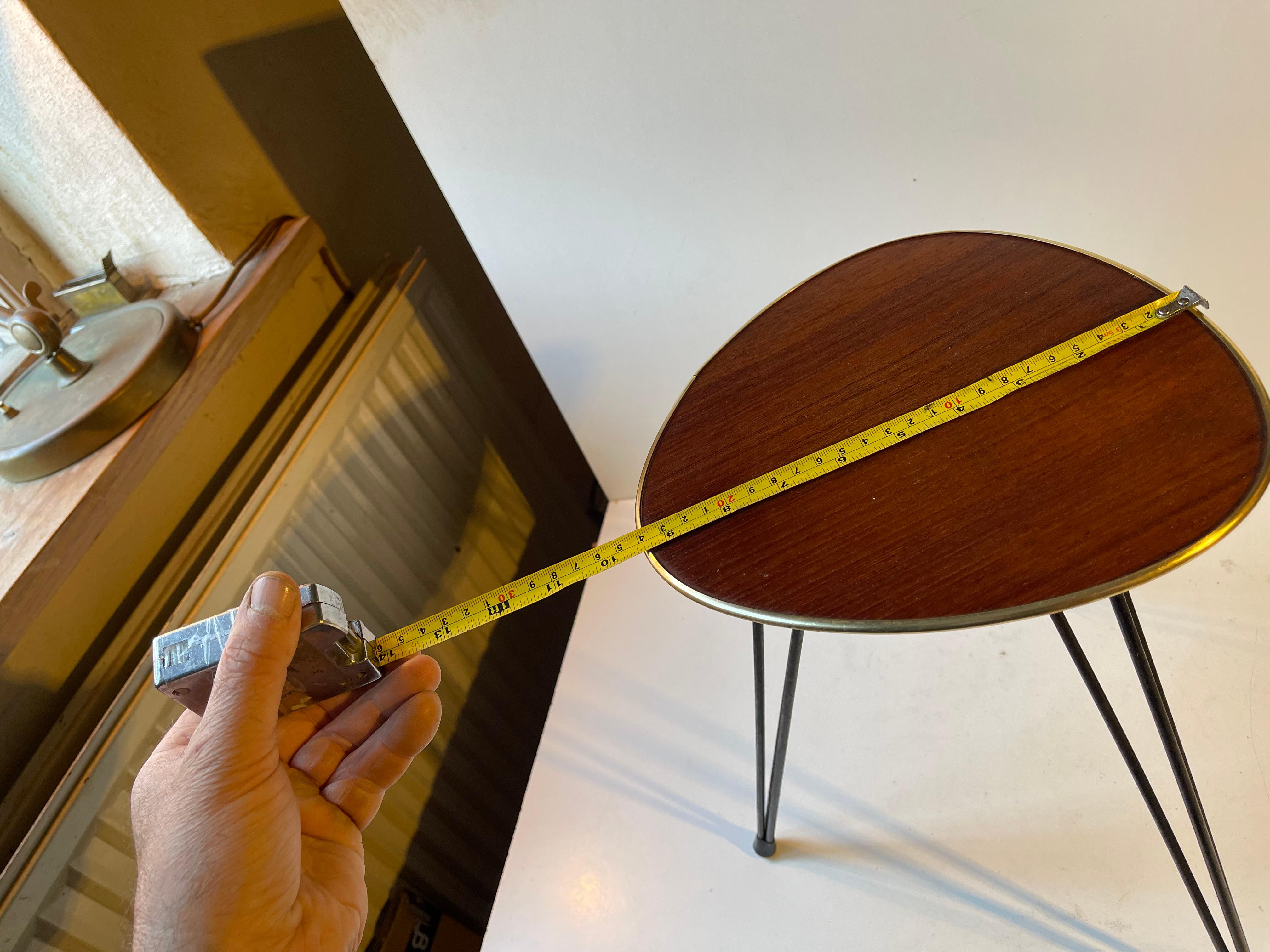 Alluminio Small 1960s Teak Plant or Side Table in Teak & Wire-Steel - Guitar Pick Shape in vendita
