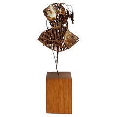 Small 1970s Brutalist Fish Bones Tabletop Sculpture on a Wood Base