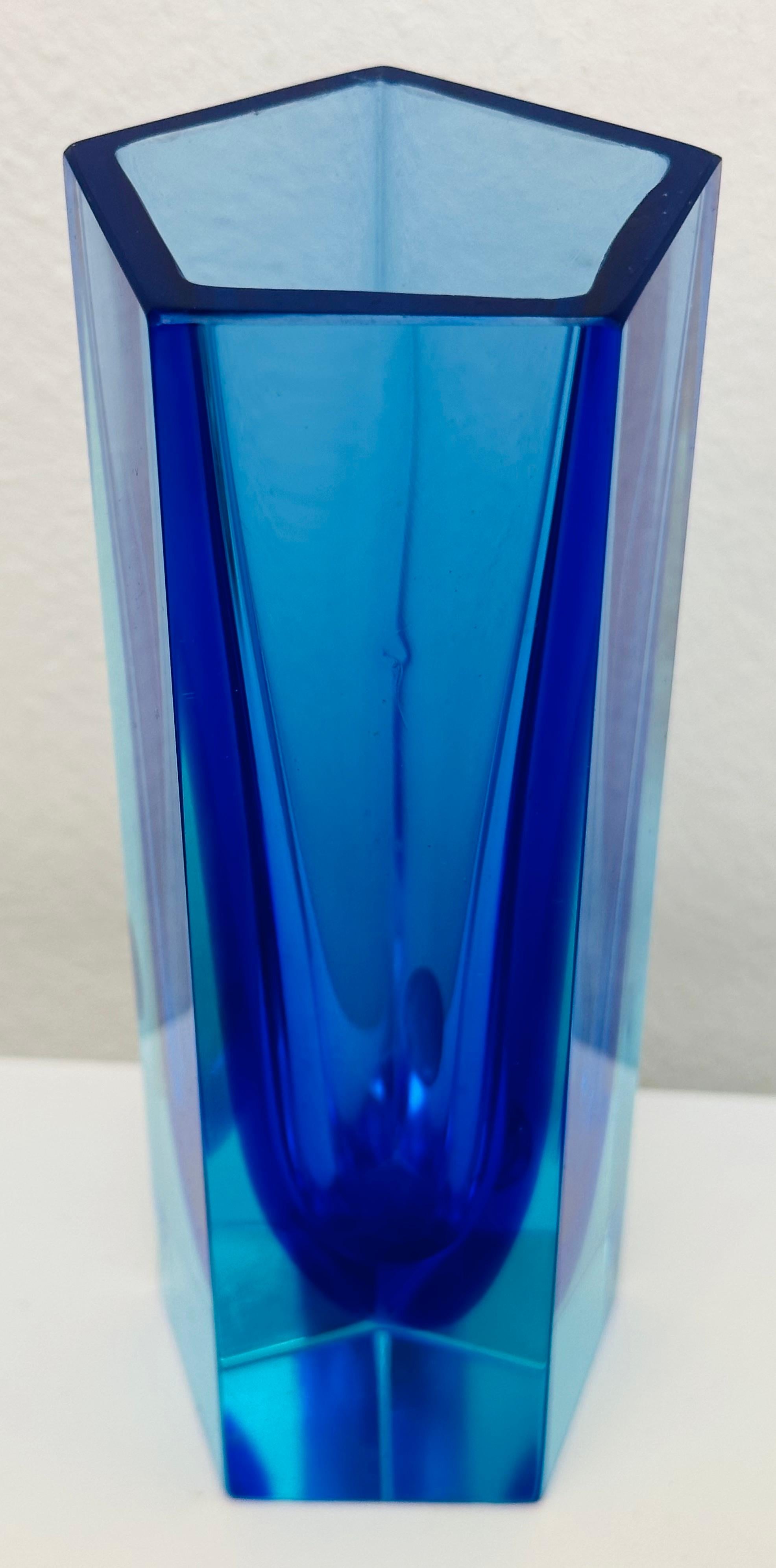 Small 1970s Mid Century Italian Murano Blue & Turquoise Sommerso Glass Vase For Sale 2