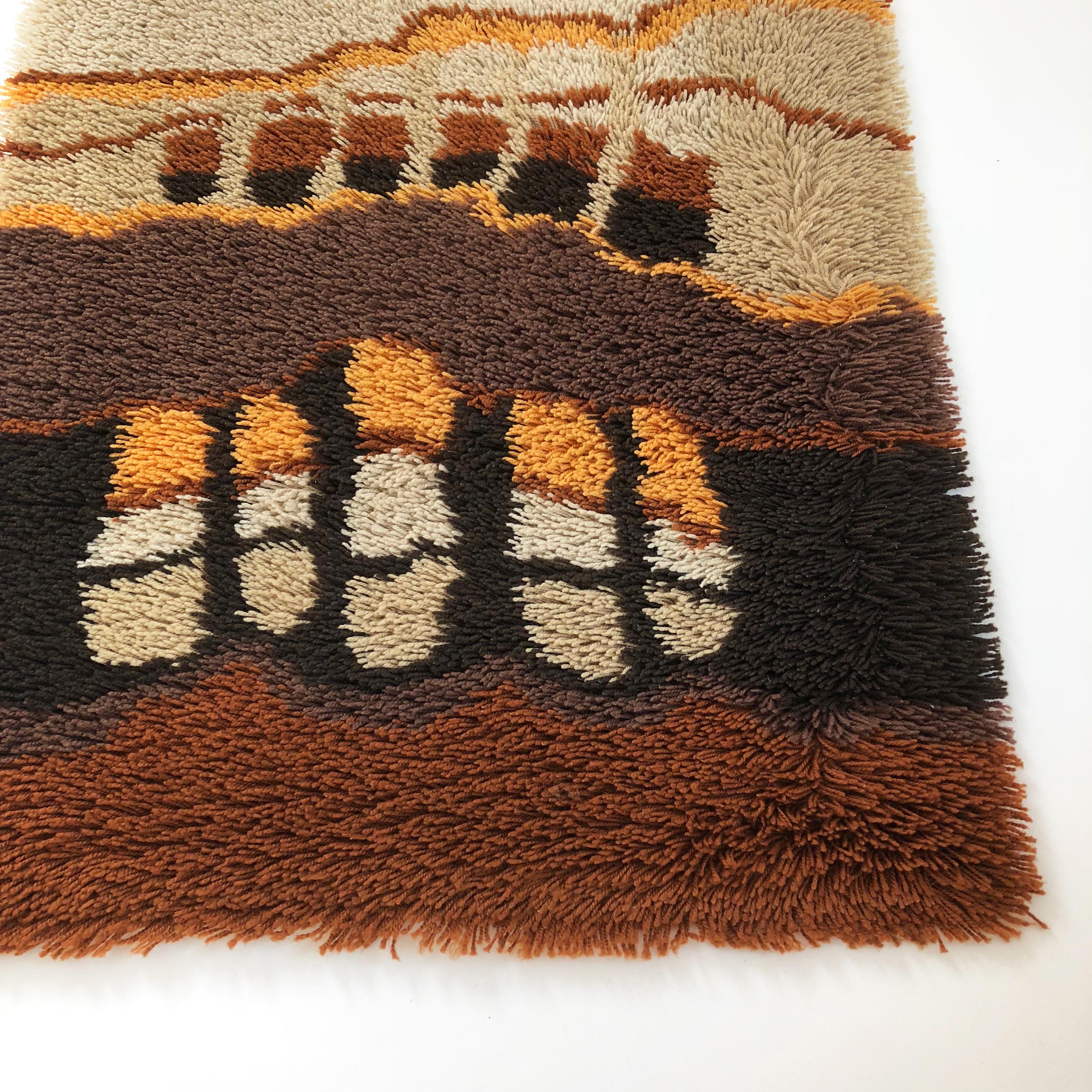 Dutch Small 1970s Modernist Multi-Color High Pile Rya Rug by Desso, Netherlands No. 2