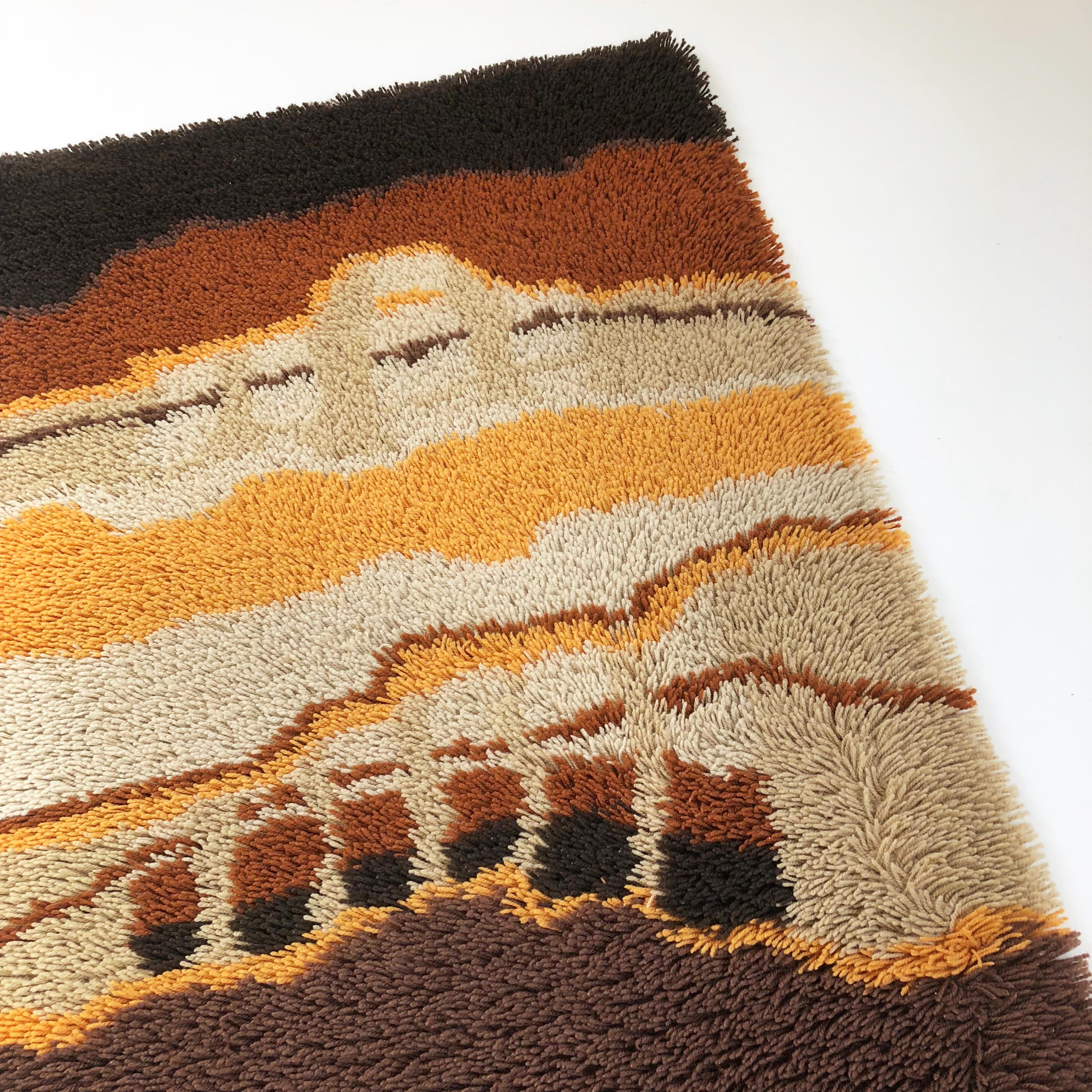 20th Century Small 1970s Modernist Multi-Color High Pile Rya Rug by Desso, Netherlands No. 2