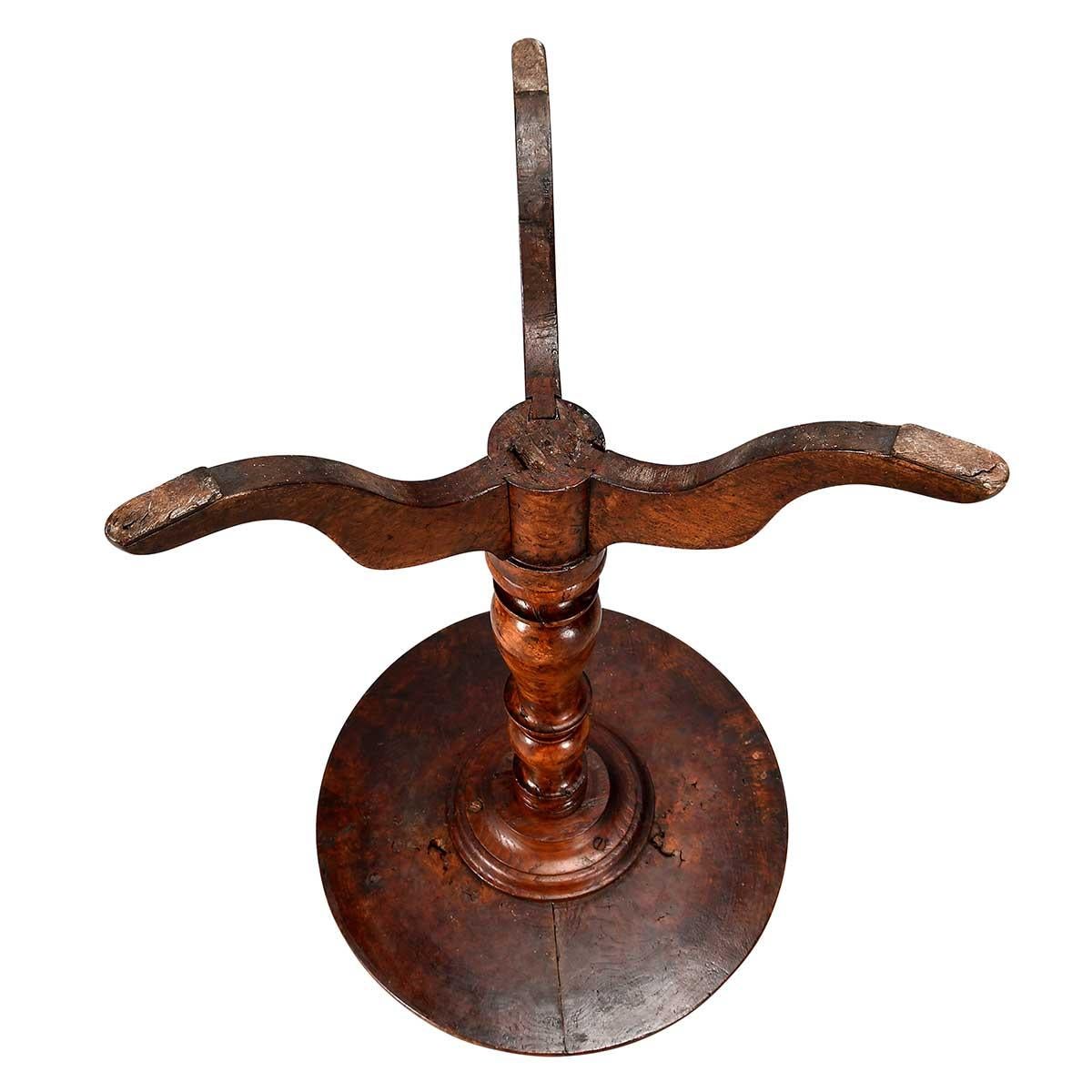 Small 19th C. Figured Oak Tripod Table For Sale 1