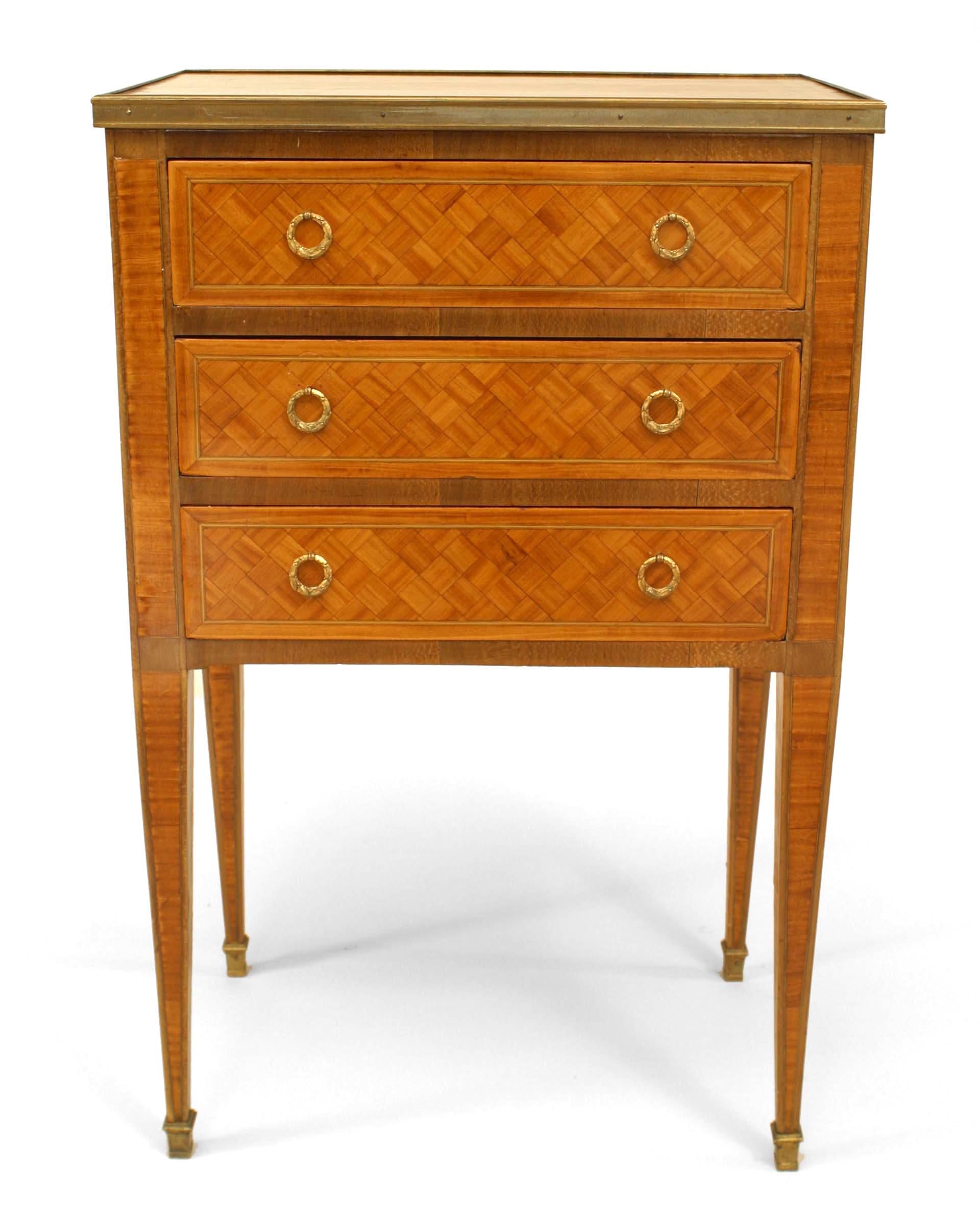 French Louis XVI Style Satinwood and Parquetry Commode In Good Condition For Sale In New York, NY