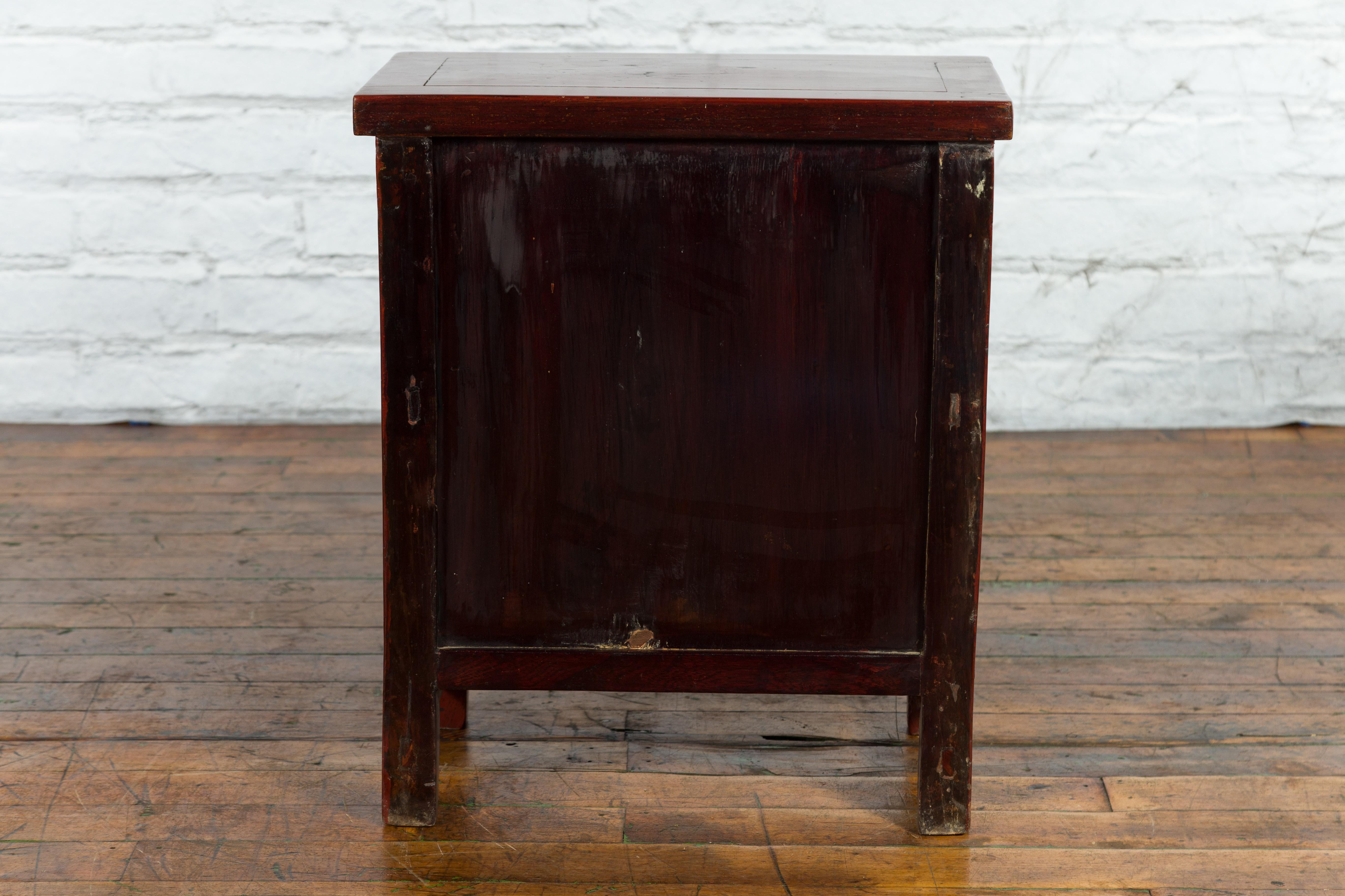 Small 19th Century Chinese Qing Dynasty Period Red Lacquer Side Cabinet 10