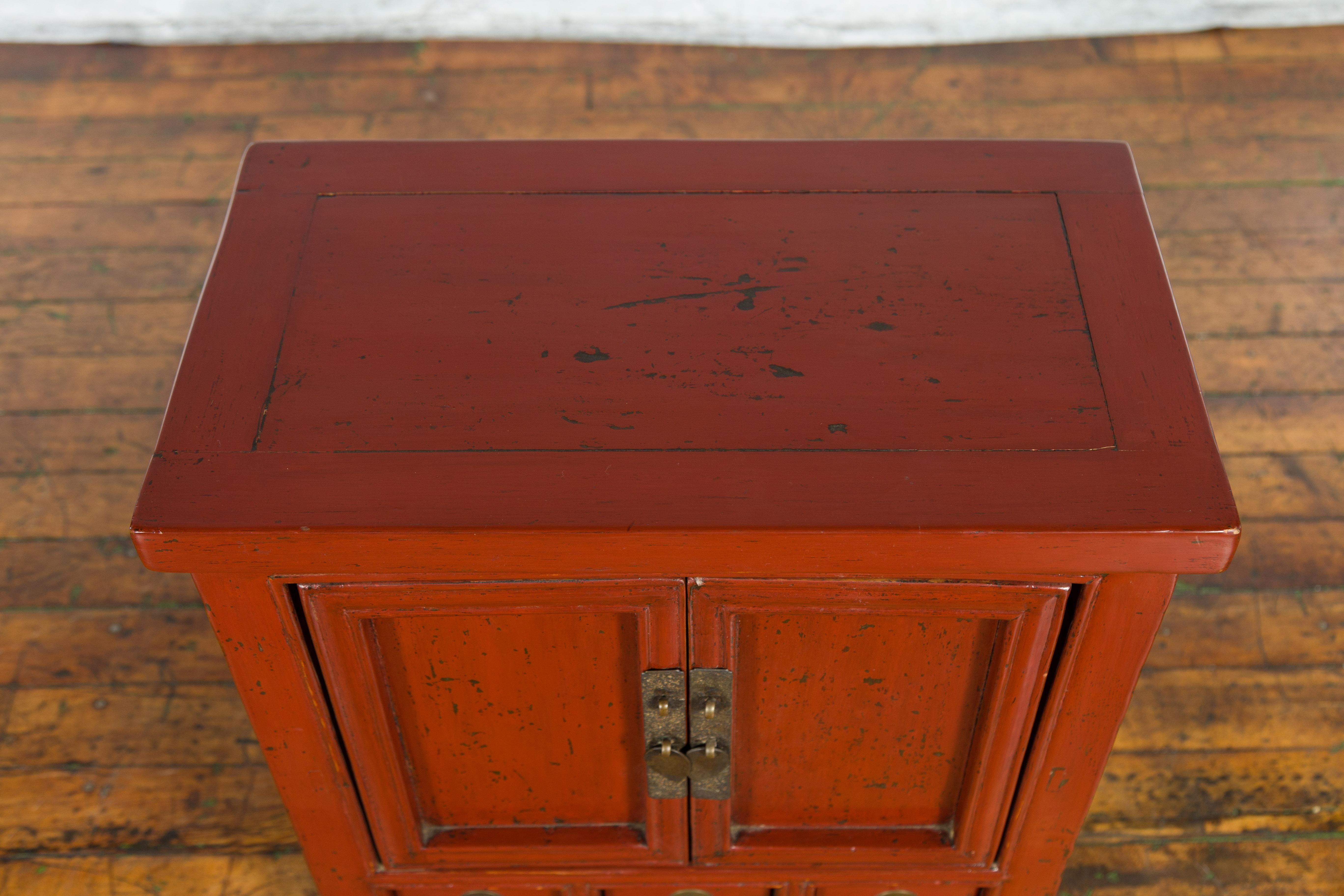 Small 19th Century Chinese Qing Dynasty Period Red Lacquer Side Cabinet 3