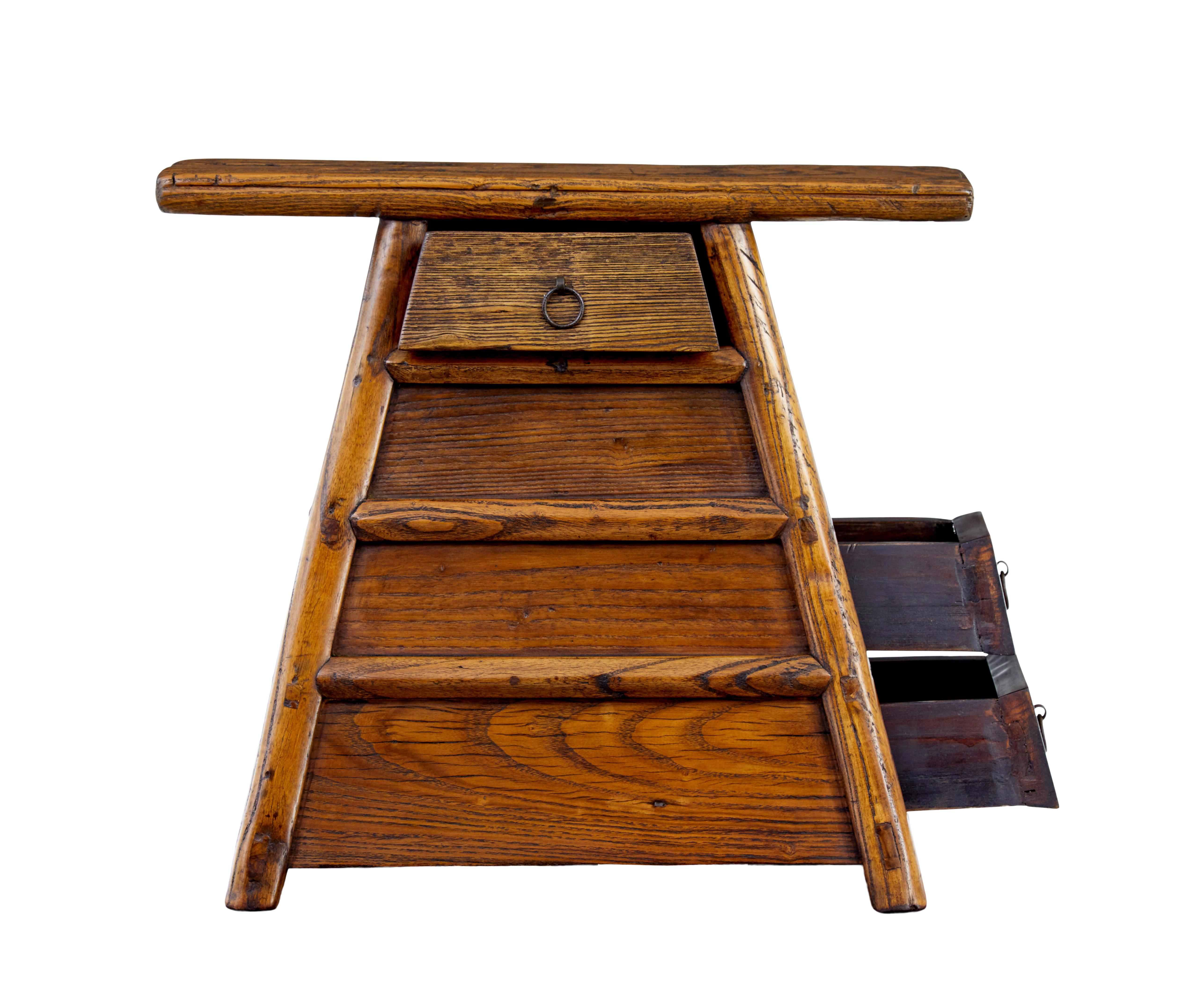 Qing Small 19th century elm decorative table top chest For Sale