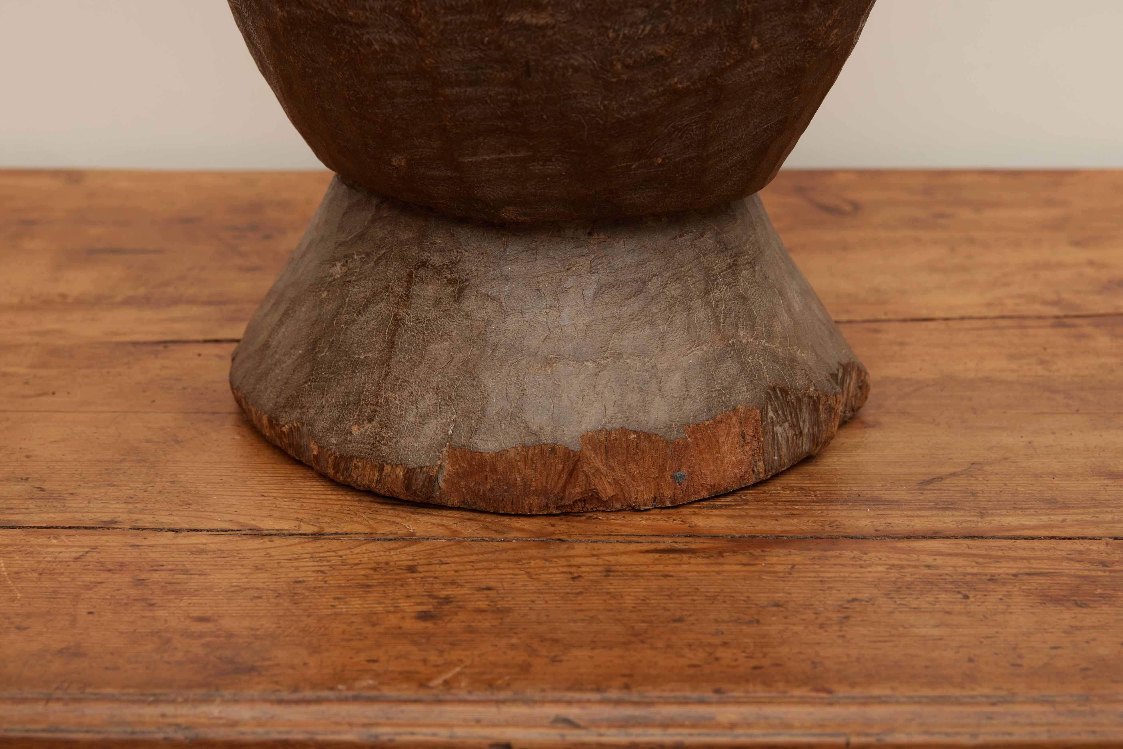 Small 19th Century European Wood Mortar For Sale 5