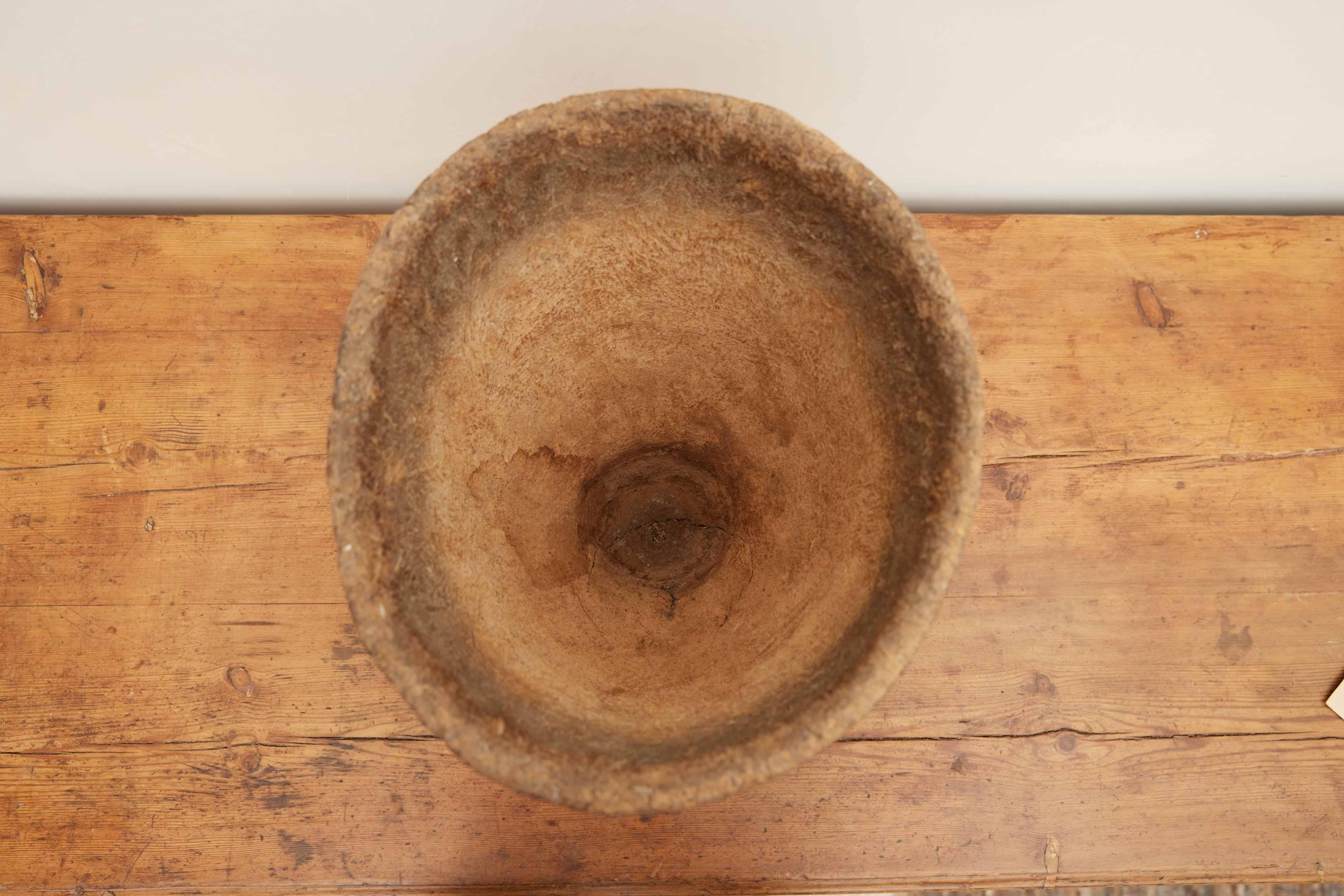 Small 19th Century European Wood Mortar For Sale 1