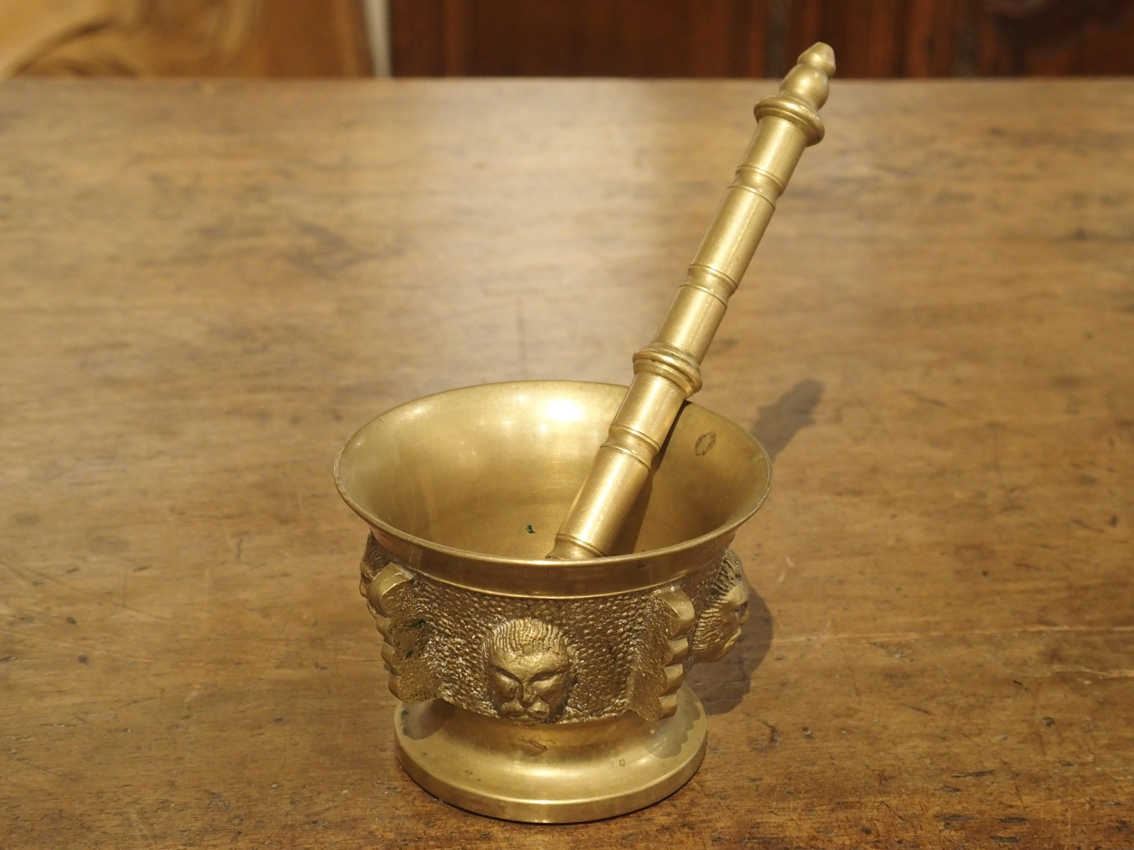 Small 19th Century French Bronze Mortar with Pestle For Sale 1