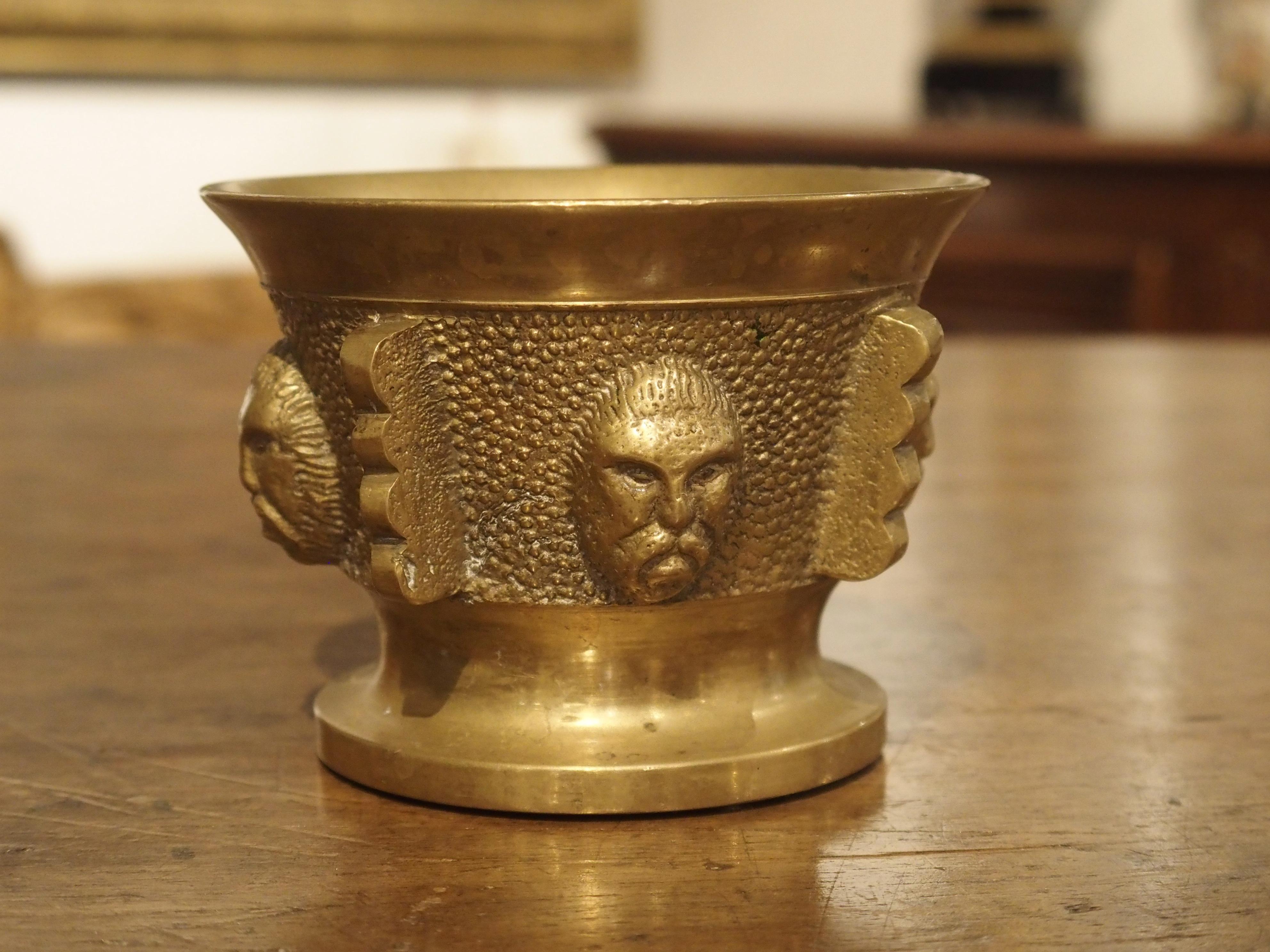 Small 19th Century French Bronze Mortar with Pestle In Good Condition For Sale In Dallas, TX