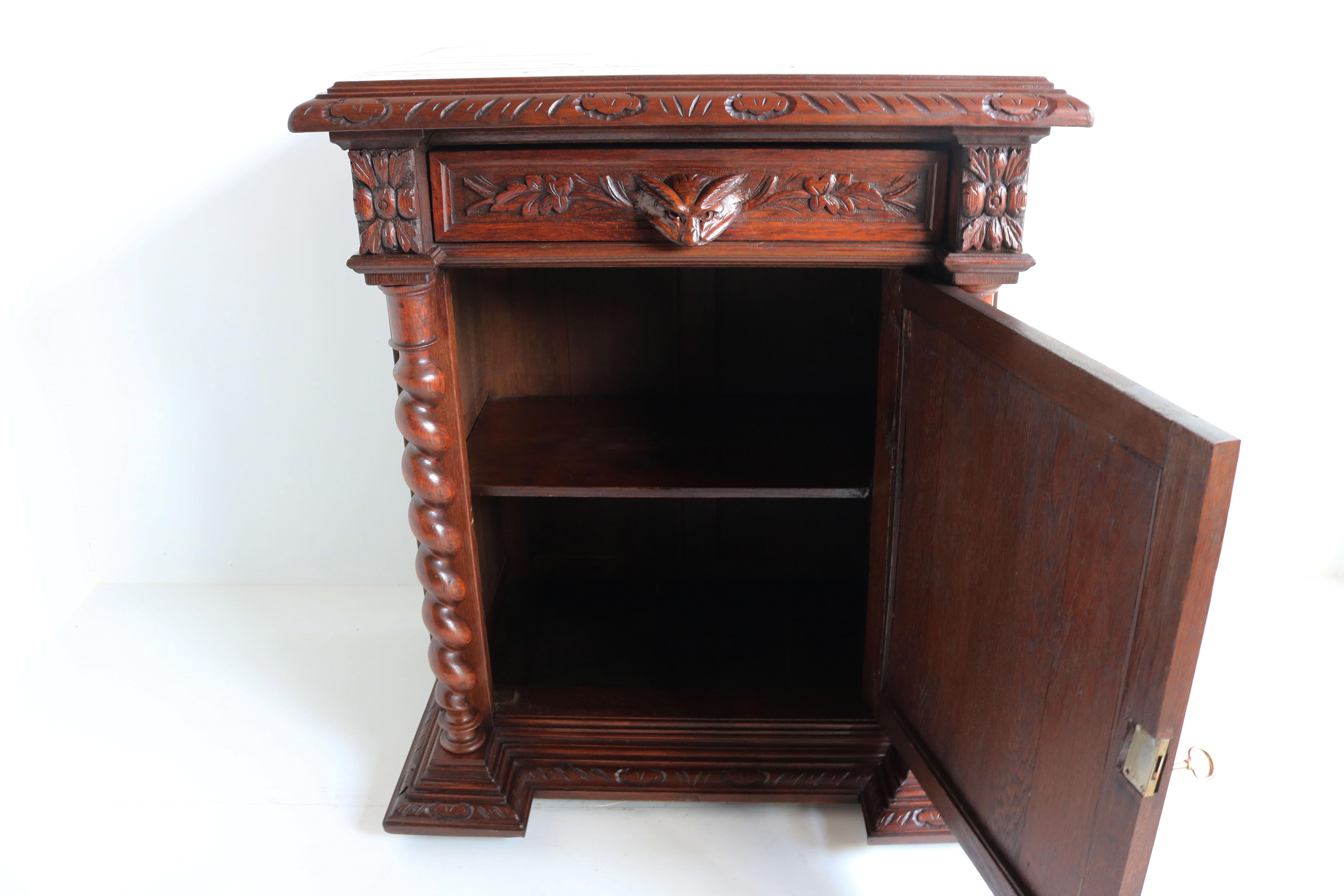 Small 19th Century French Carved Oak Hunt Cabinet Barley Twist Black Forest 8