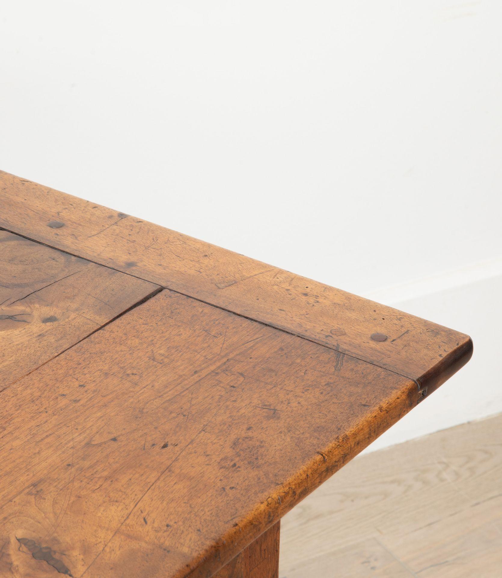 Small 19th Century French Walnut Drapers Table For Sale 6