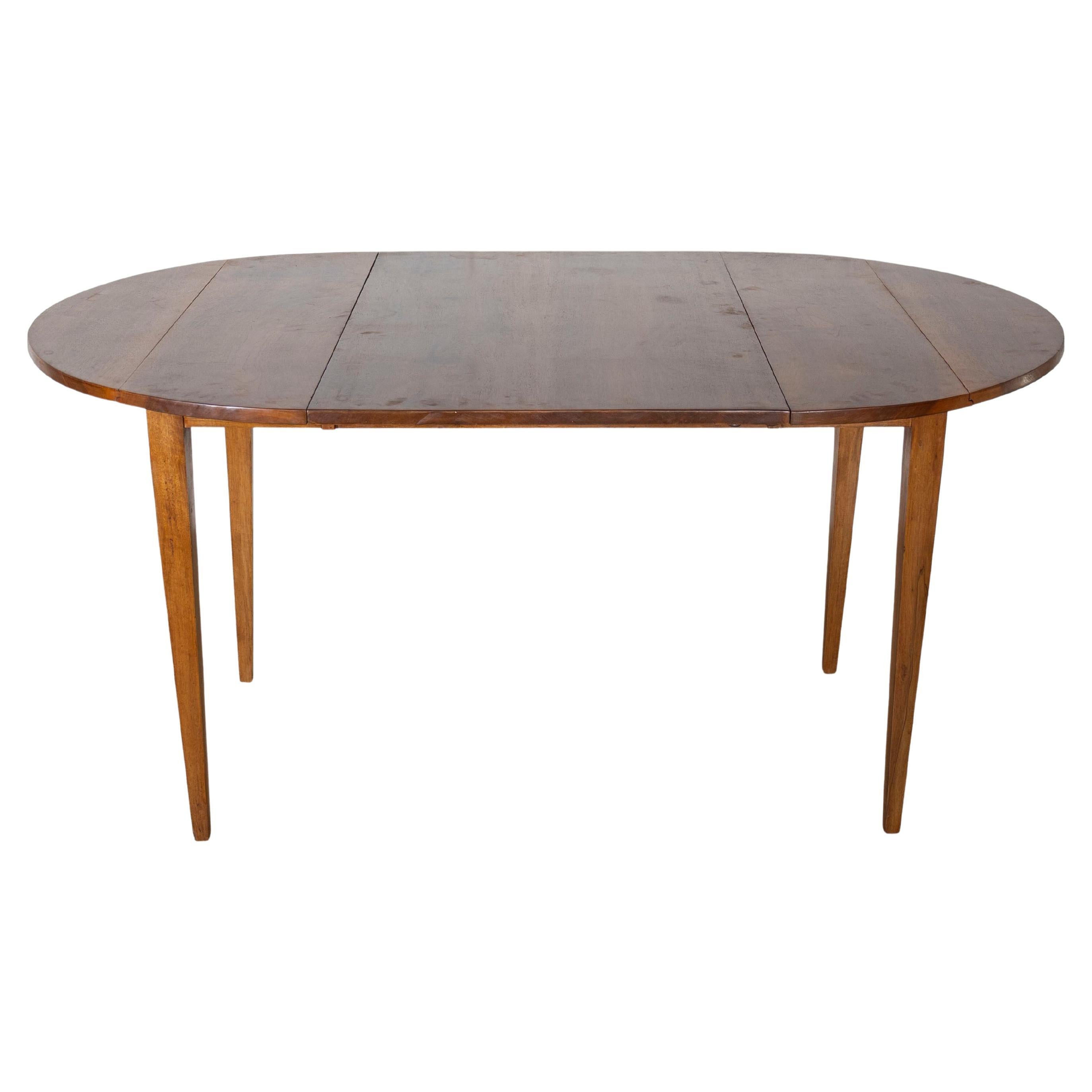 Small 19th Century French Walnut Extension Dining Table with One Leaf For Sale