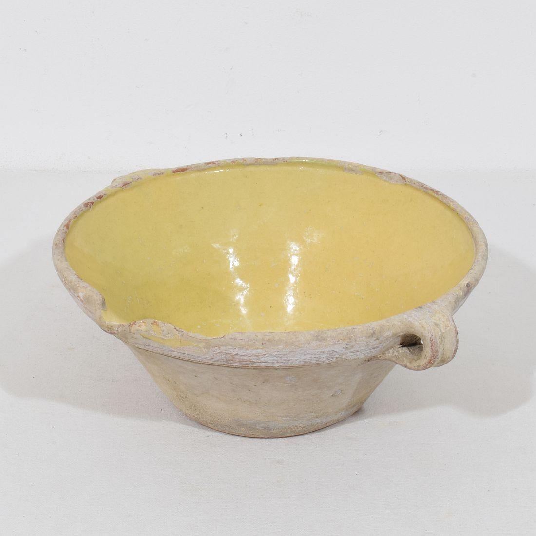 Beautiful weathered piece of pottery from the Provence. Great color and rare small size.
France, circa 1850
Good but weathered condition.
H:9cm  W:26cm D:22cm 