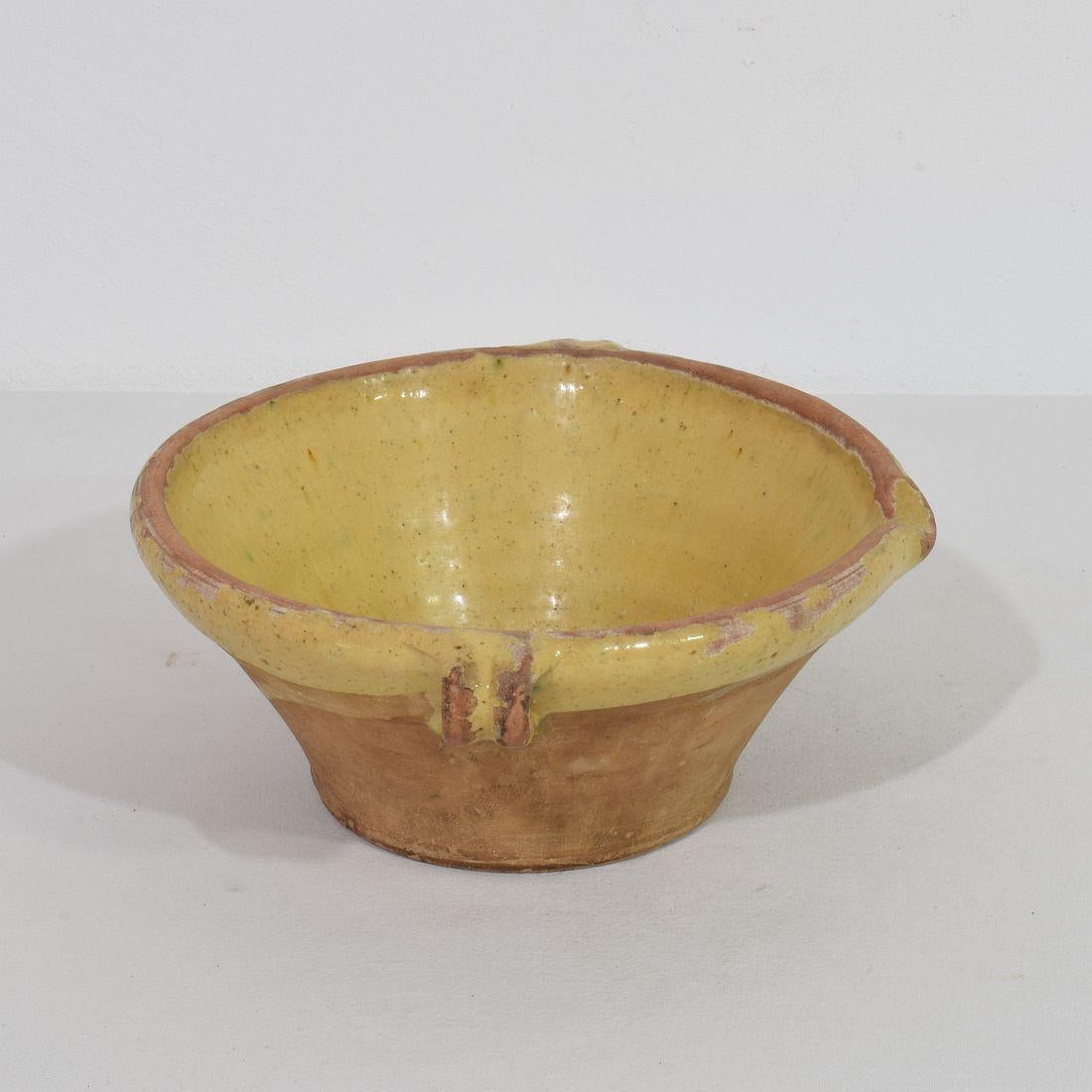 Hand-Crafted Small 19th Century French Yellow Glazed Terracotta Dairy Bowl or Tian For Sale