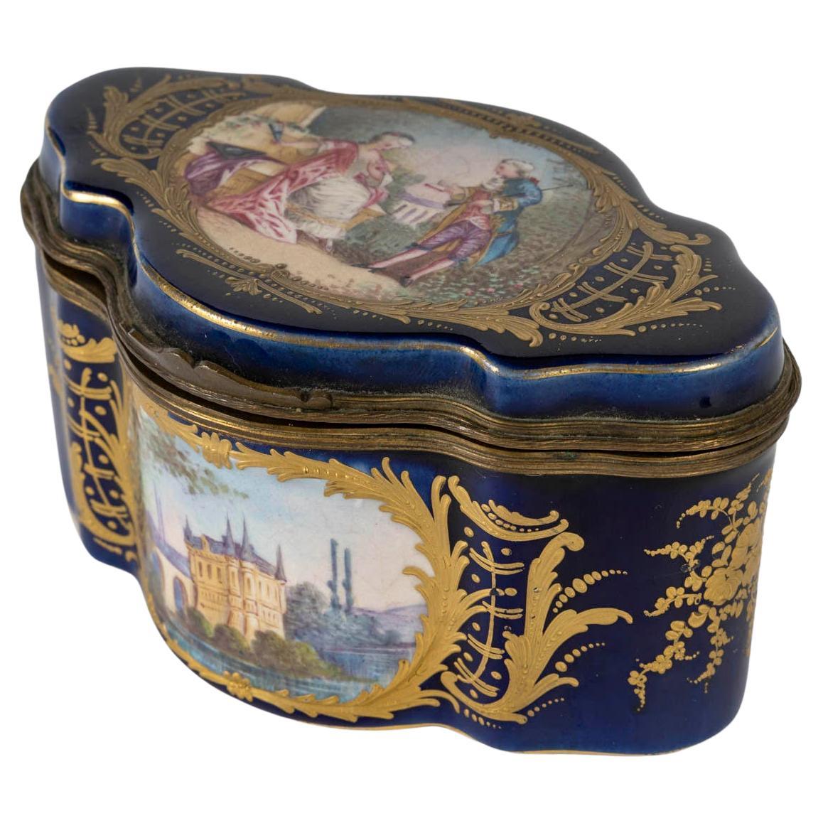 Small 19th Century Napoleon III Period Sèvres Porcelain Box.