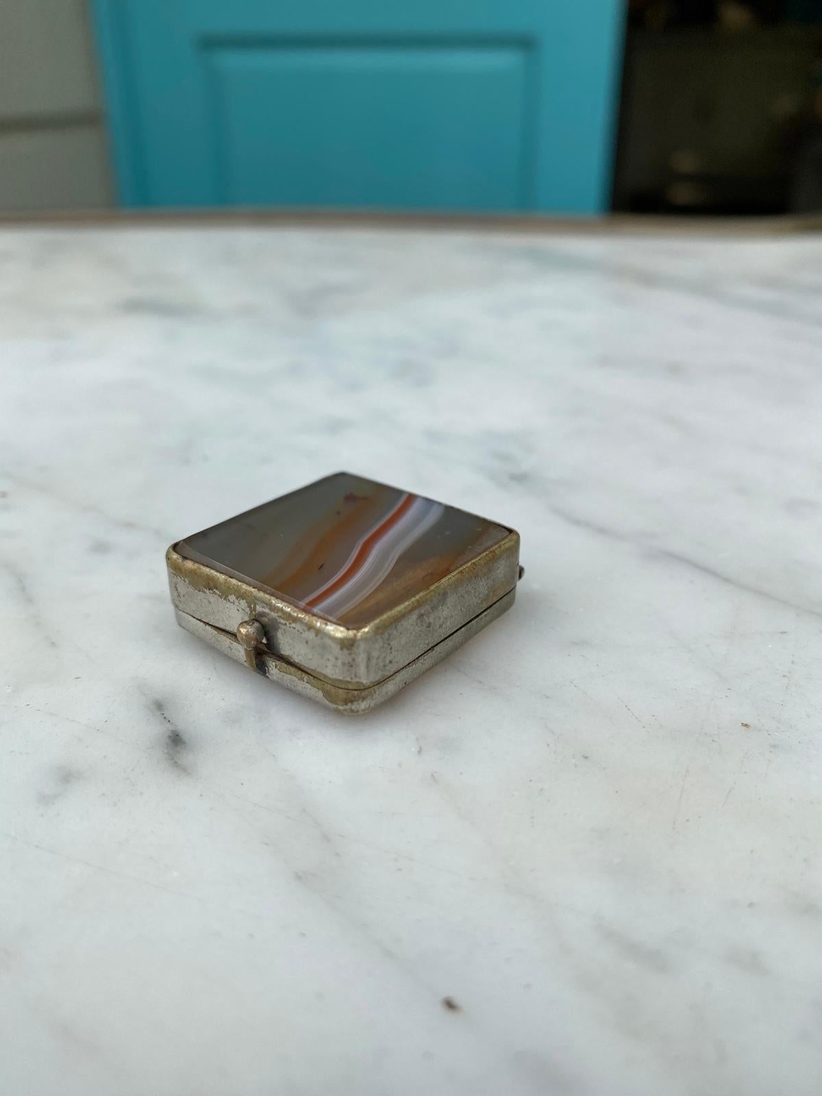 Small 19th Century Scottish Silver Plated Agate Pill Box or Stamp Box, Unmarked 6