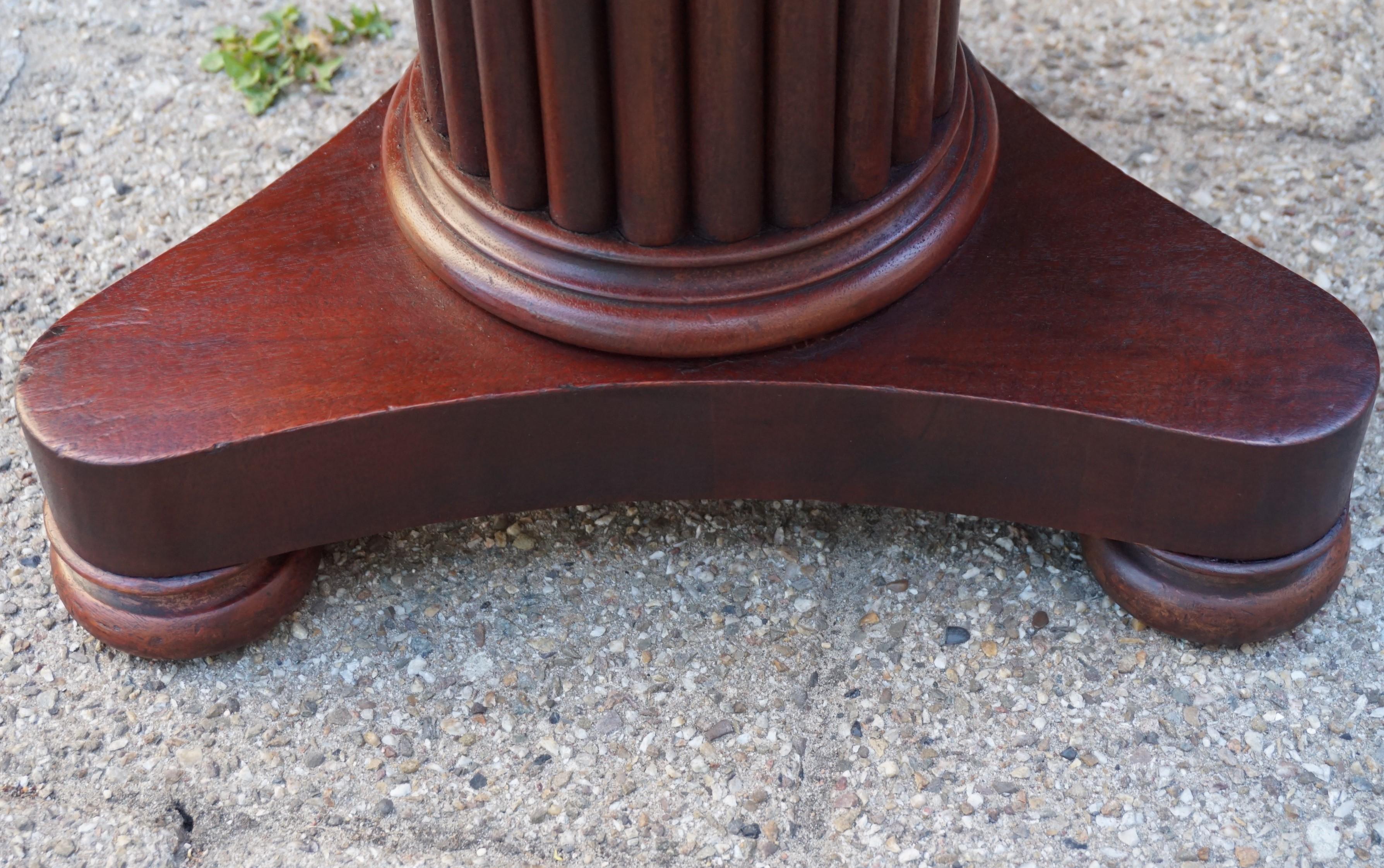 Victorian Stunning 19th Century Solid Mahogany Round End Table / Wine Table / Plant Stand