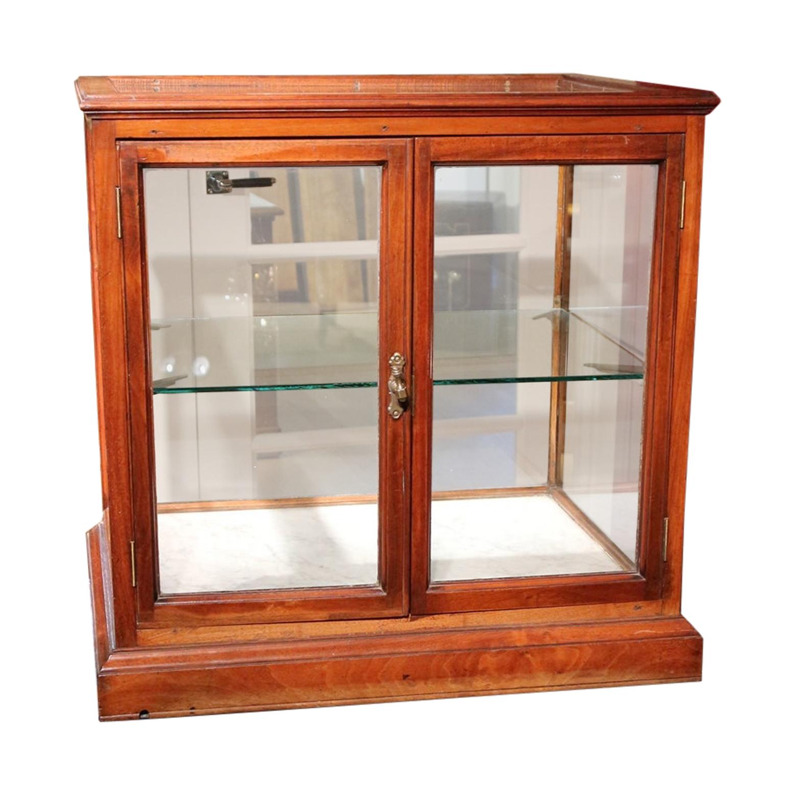 Small 19th Century Victorian Display Cabinet at 1stDibs | small display  cabinets, small wood display case, small wood display cabinet