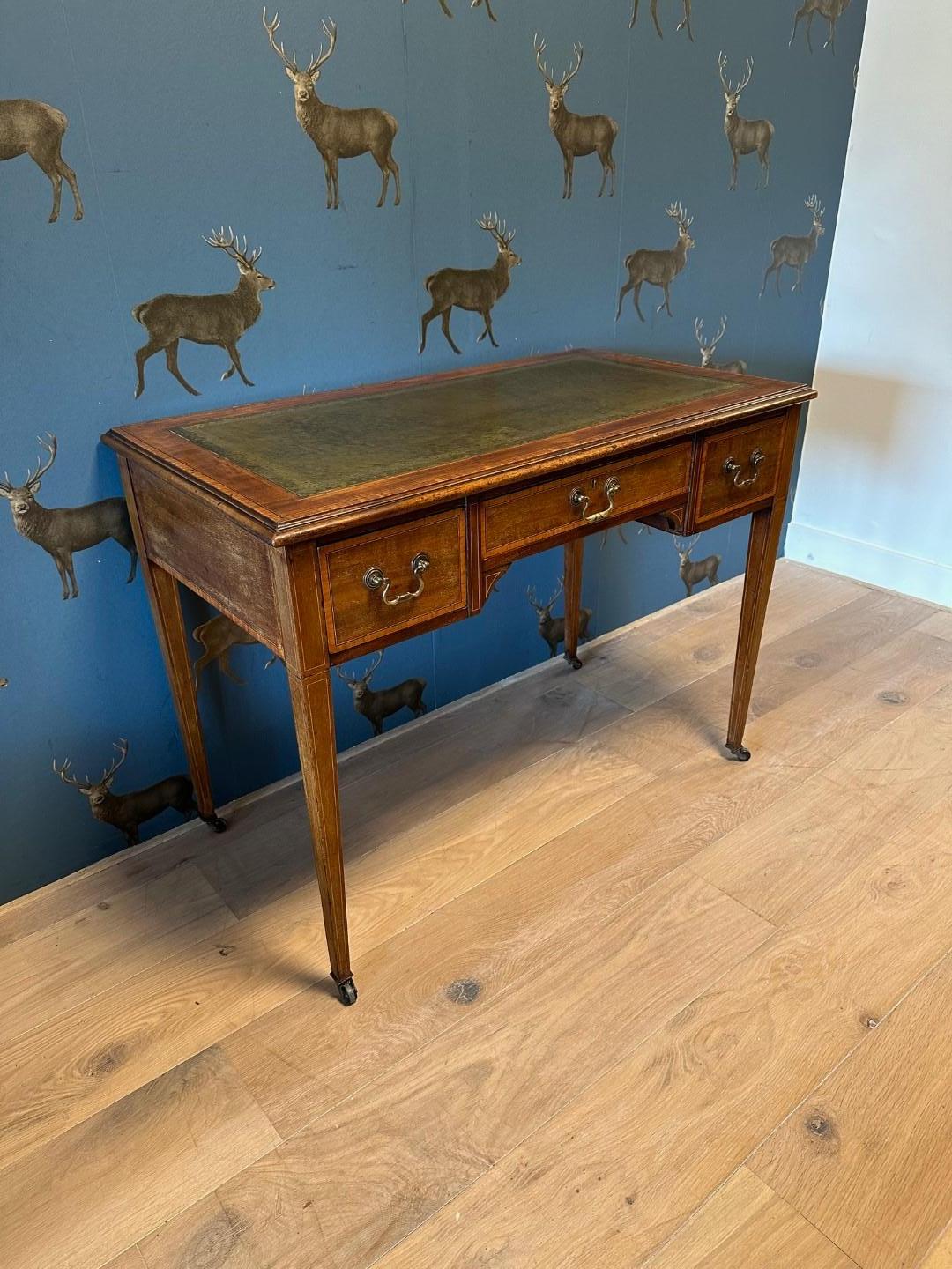 British Small  19th century writing table with 3 drawers