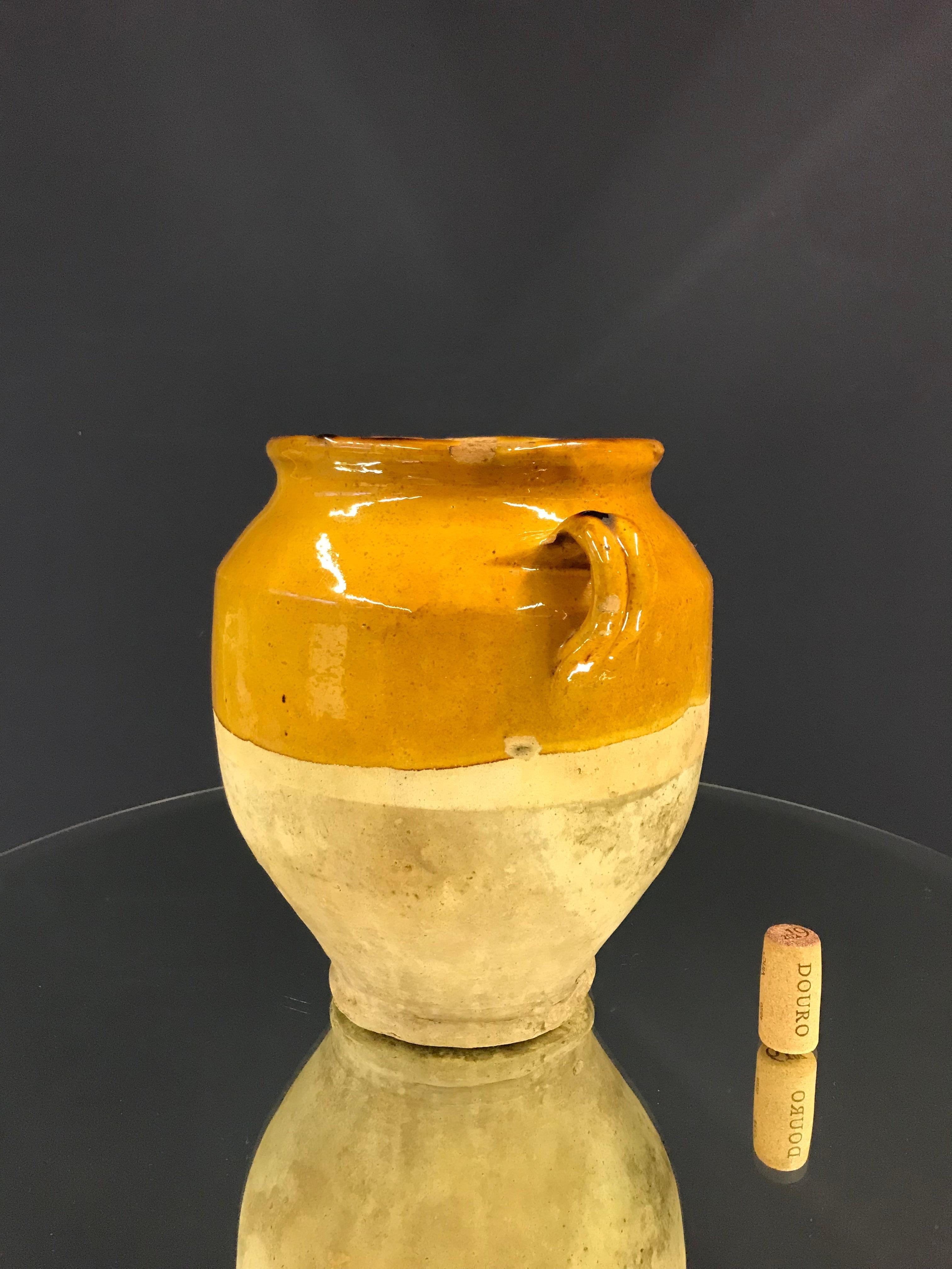 Petit pot à confiture en céramique française émaillée jaune du 19ème siècle n° 2 Bon état - En vente à Munich, DE