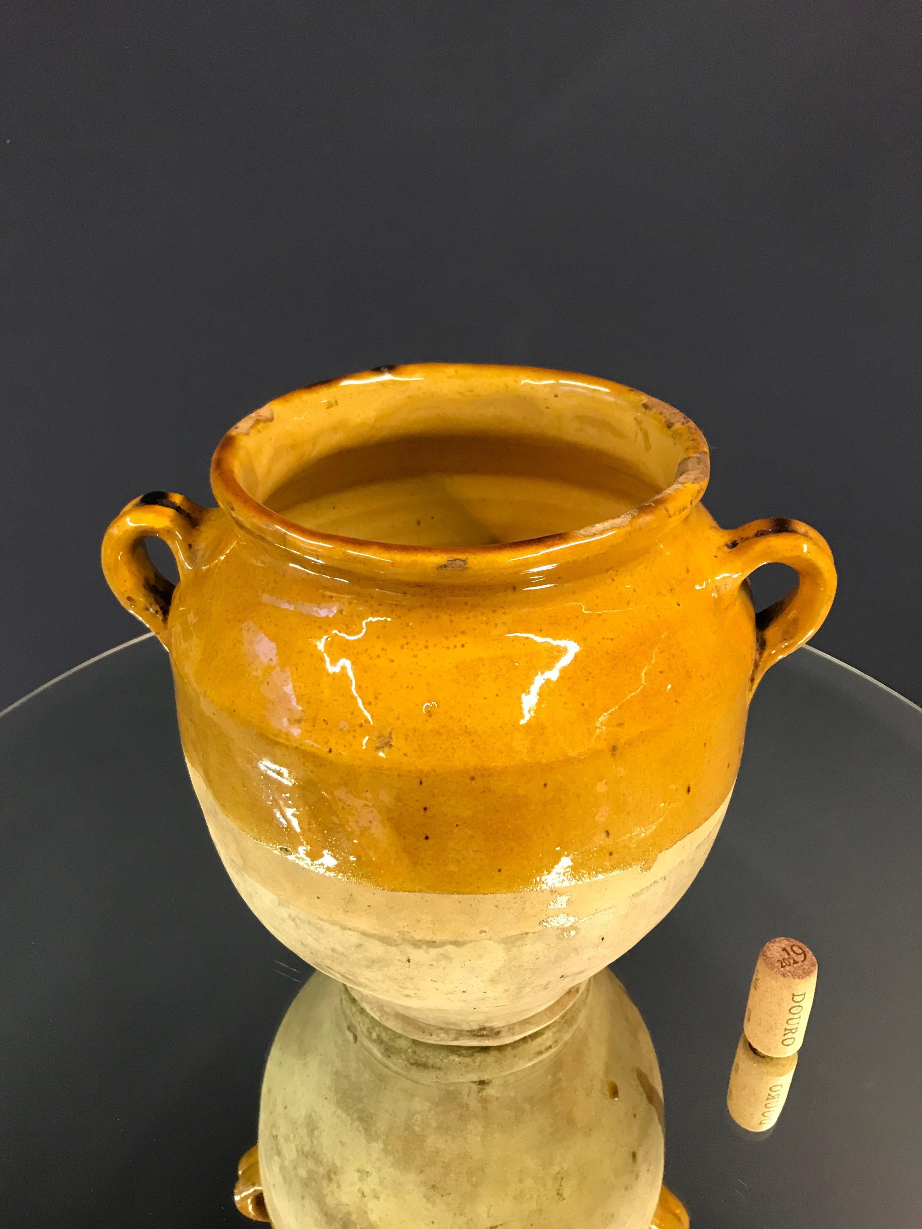 Terre cuite Petit pot à confiture en céramique française émaillée jaune du 19ème siècle n° 2 en vente