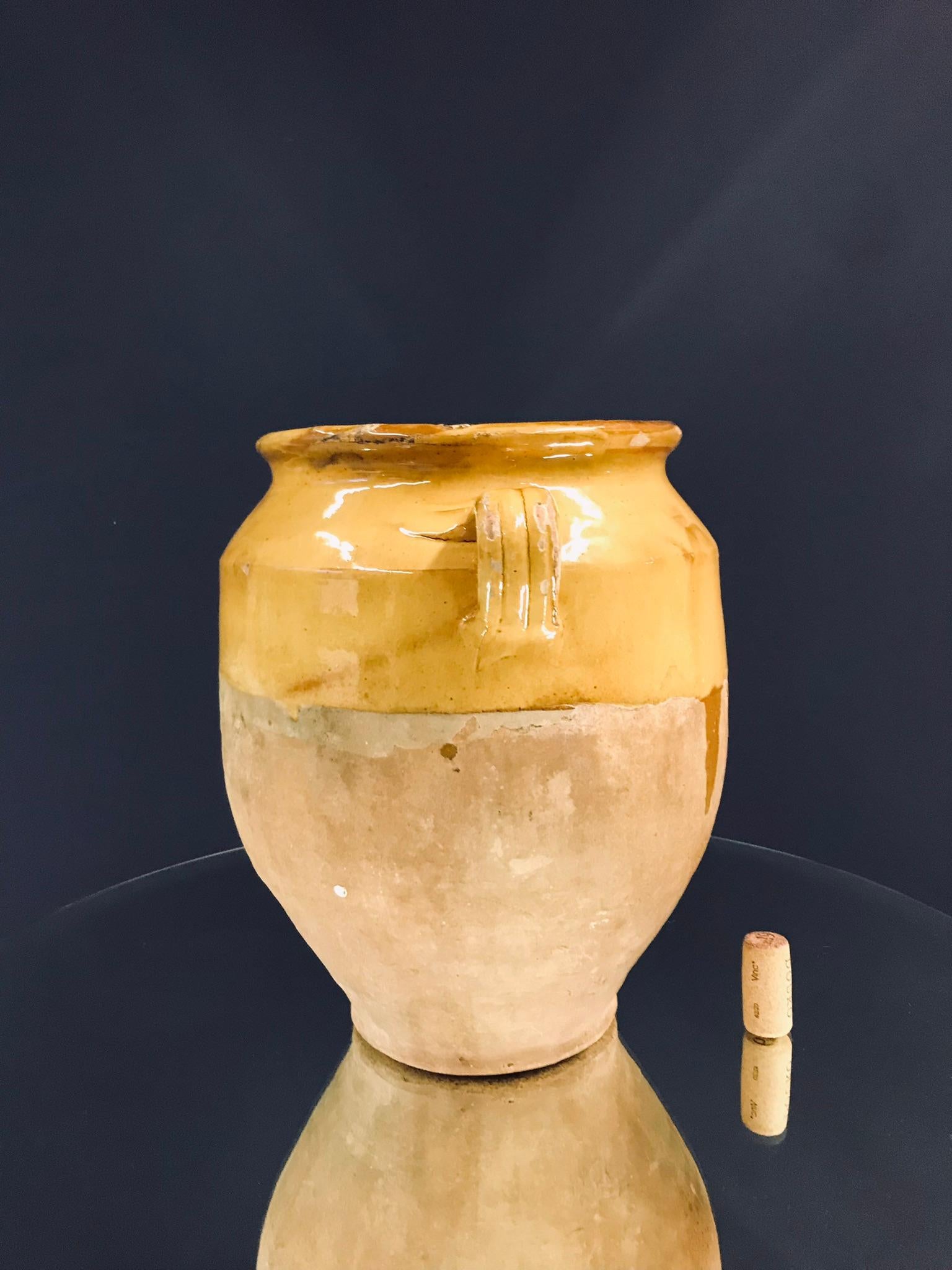 Provincial français Petit pot à confiture en céramique française émaillée jaune du 19ème siècle n° 3 en vente