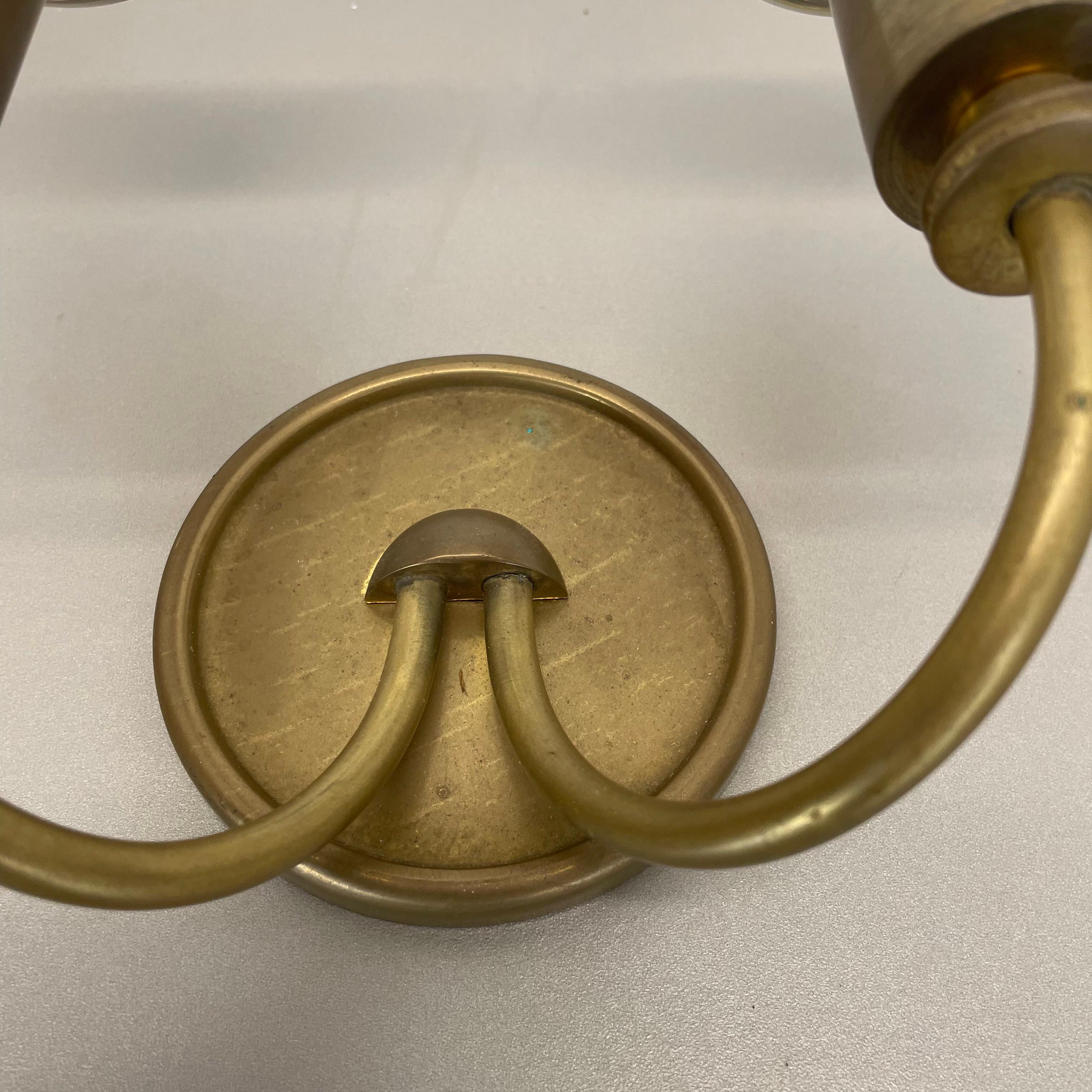 small 2-lights Modernist Brass Floral Theatre Wall Light Sconce, France, 1950s For Sale 5