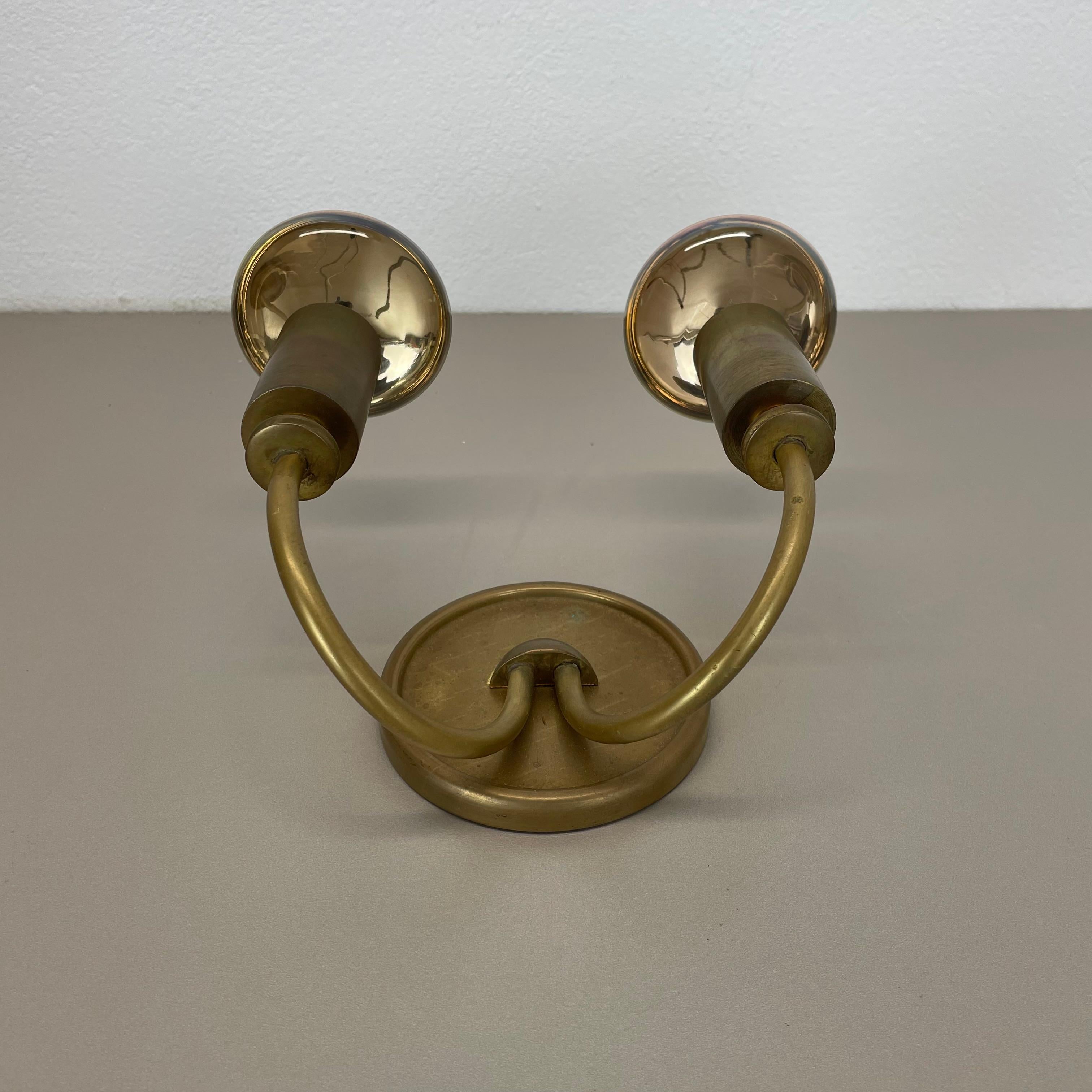 20th Century small 2-lights Modernist Brass Floral Theatre Wall Light Sconce, France, 1950s For Sale