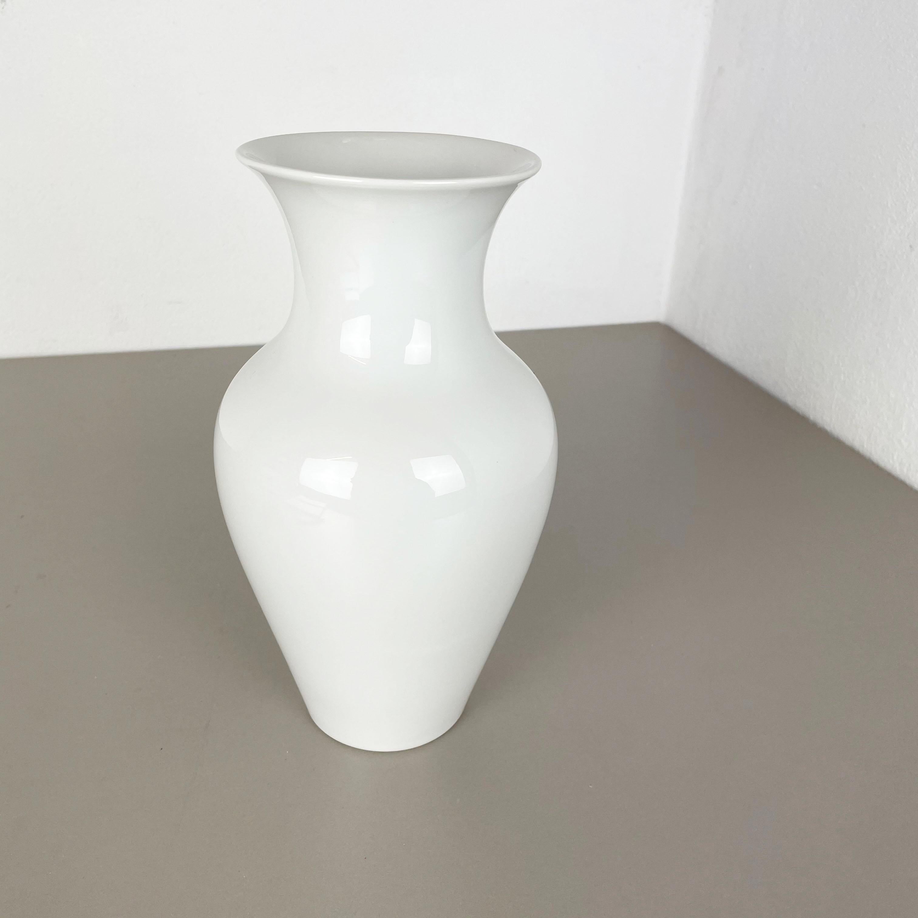 20th Century Small Op Art Vase Porcelain German Vase by KPM Berlin Ceramics, Germany, 1960 For Sale