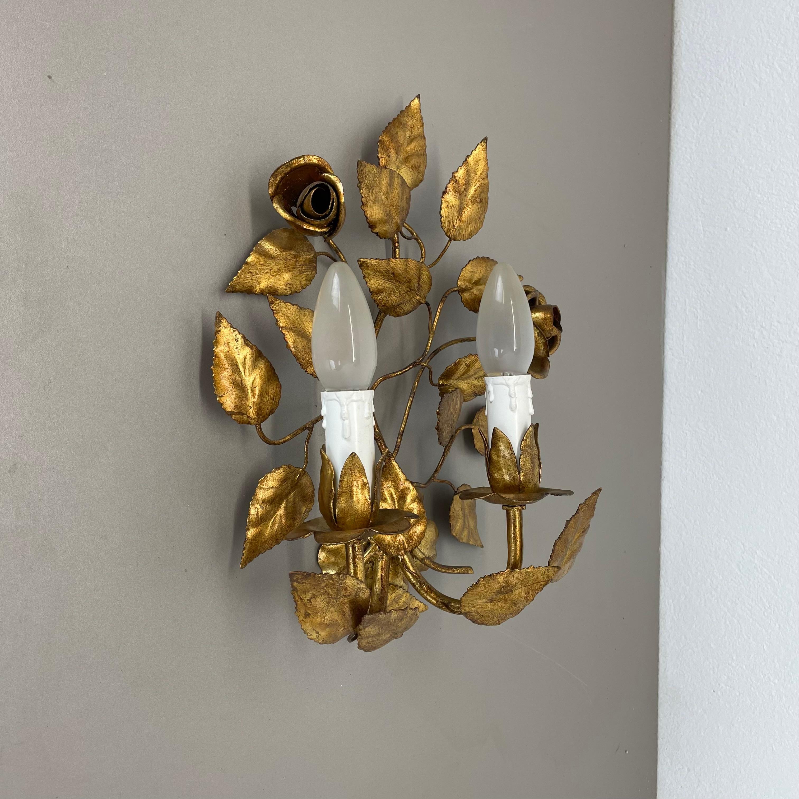 Article:

Florentiner wall light 


Origin:

Italy



Age:

1960s



This modernist light was produced in Italy in the 1970s.. It is made from solid metal in form of a blossom with leaf application elements surrounding the middle socket elements.