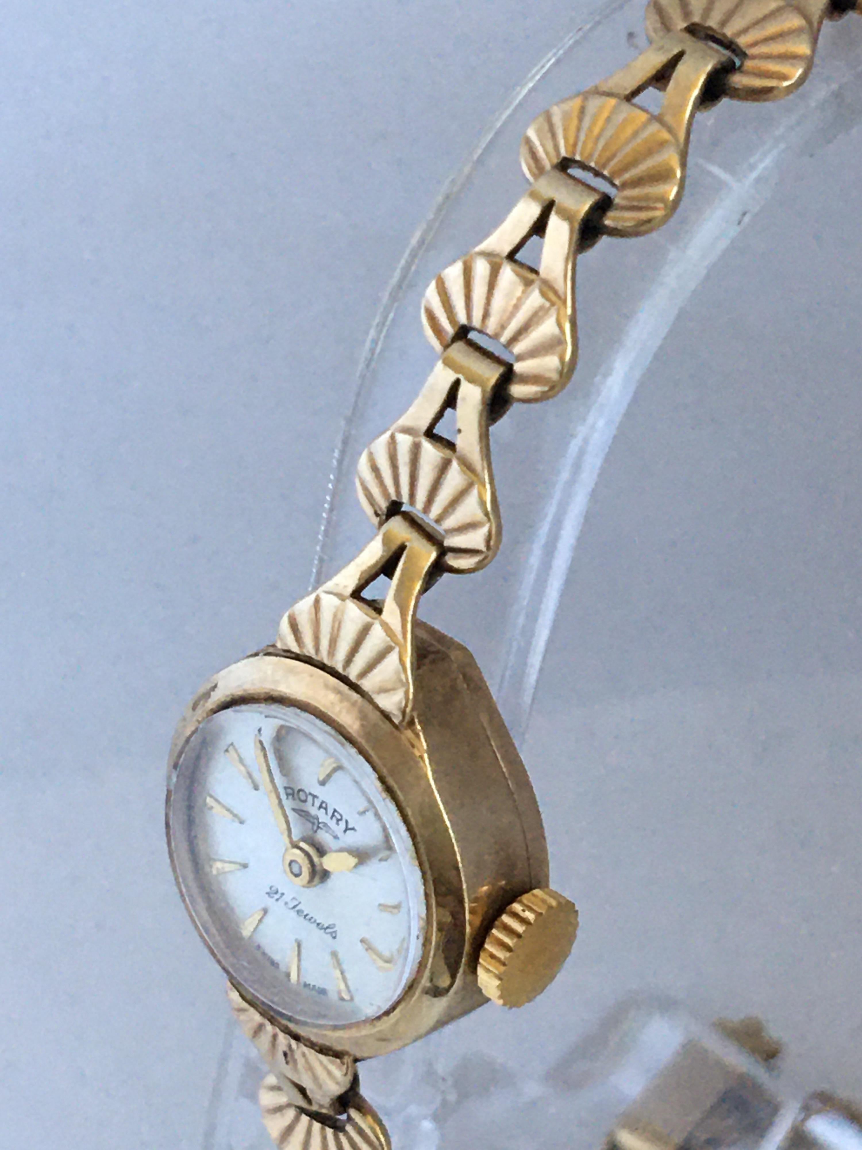 Small 9 Karat Gold Vintage Ladies Rotary Mechanical Watch 6