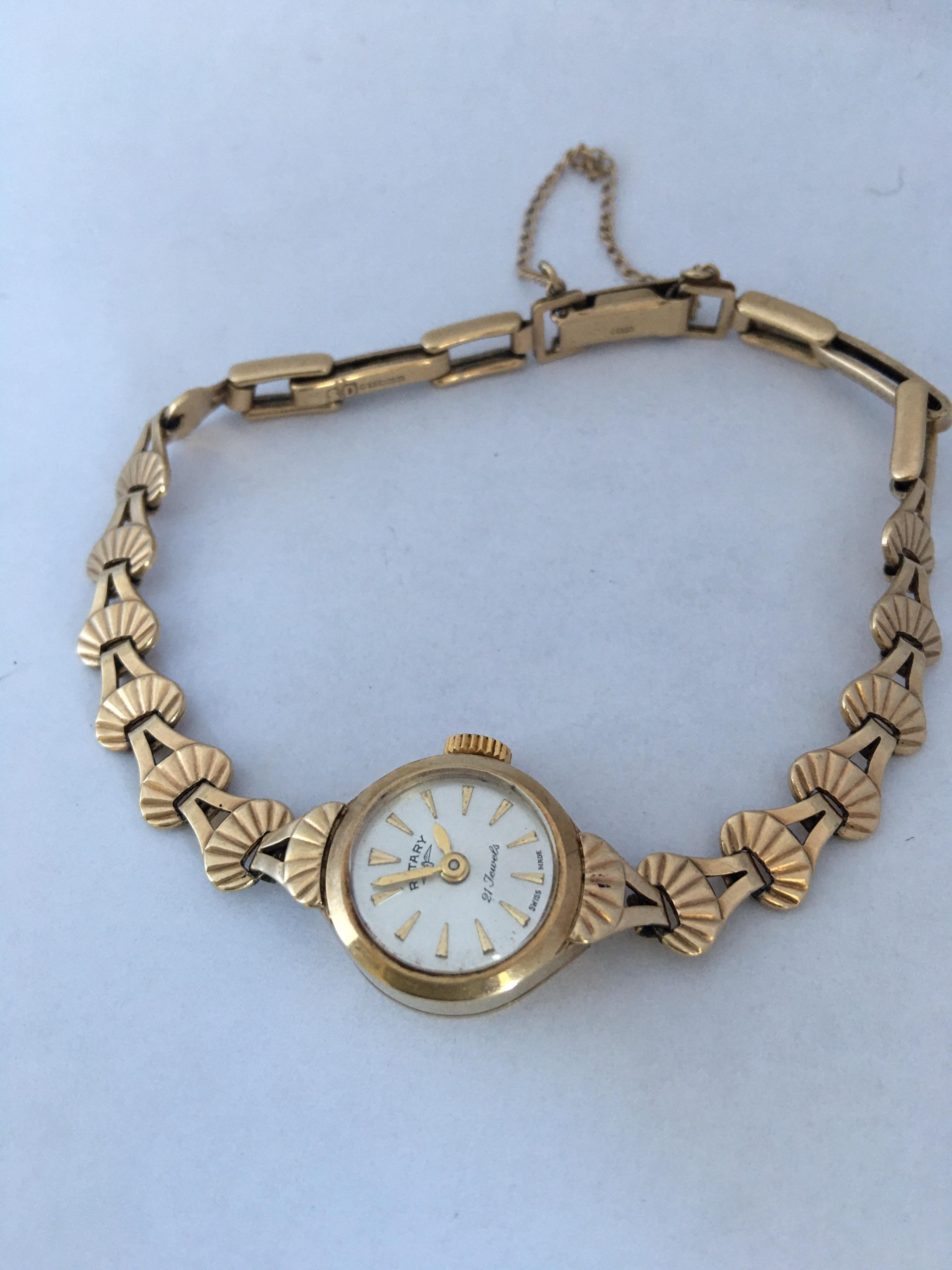 Women's Small 9 Karat Gold Vintage Ladies Rotary Mechanical Watch