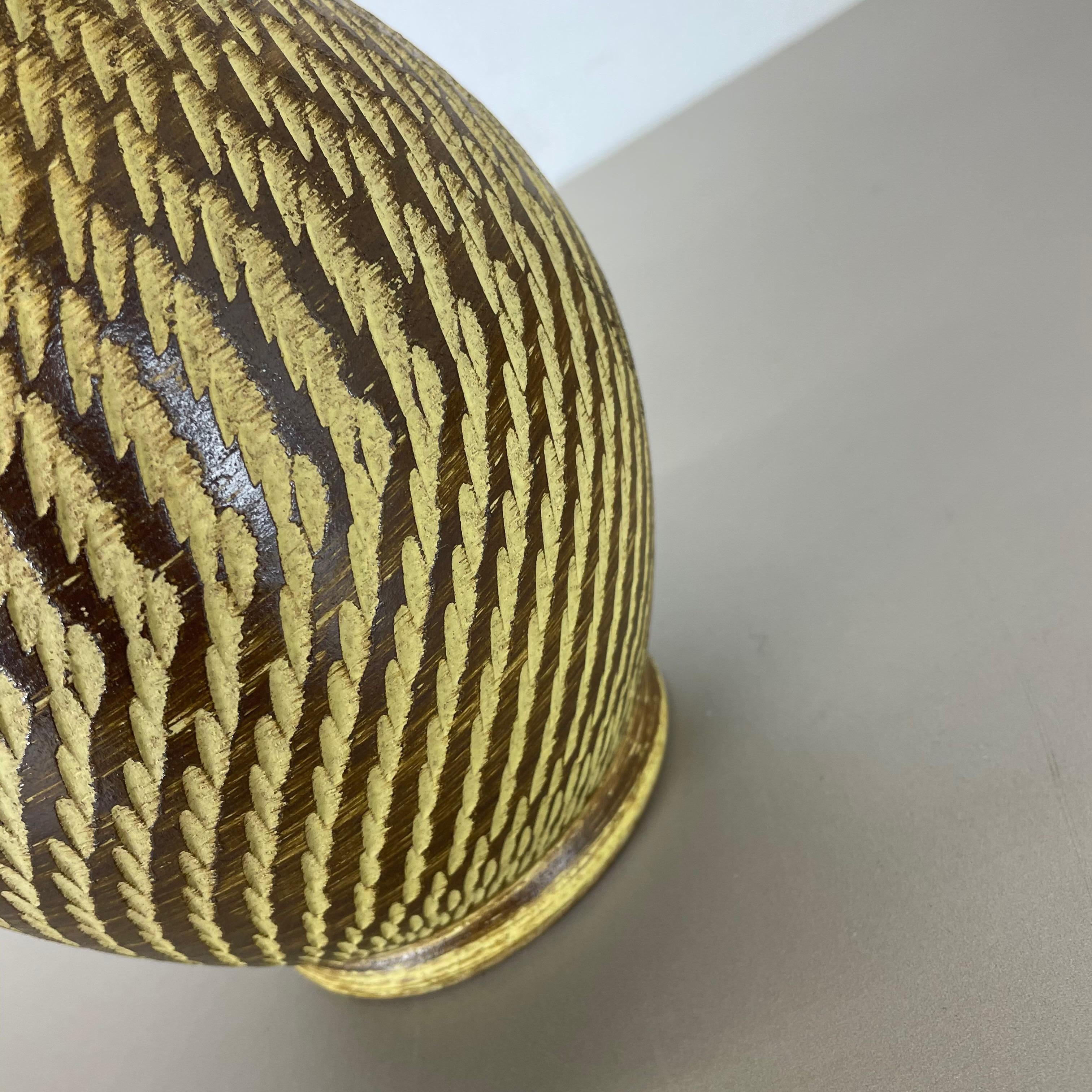 Piccolo vaso astratto in ceramica di Dümmler e Breiden, Germania, anni '50 in vendita 9