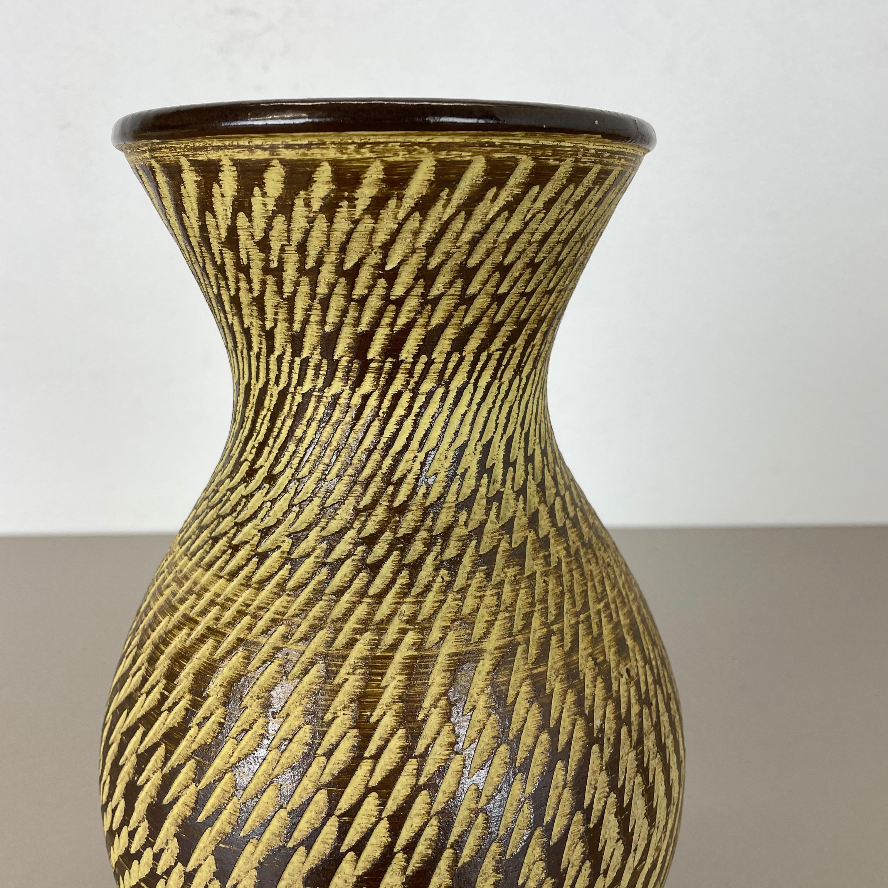 XX secolo Piccolo vaso astratto in ceramica di Dümmler e Breiden, Germania, anni '50 in vendita