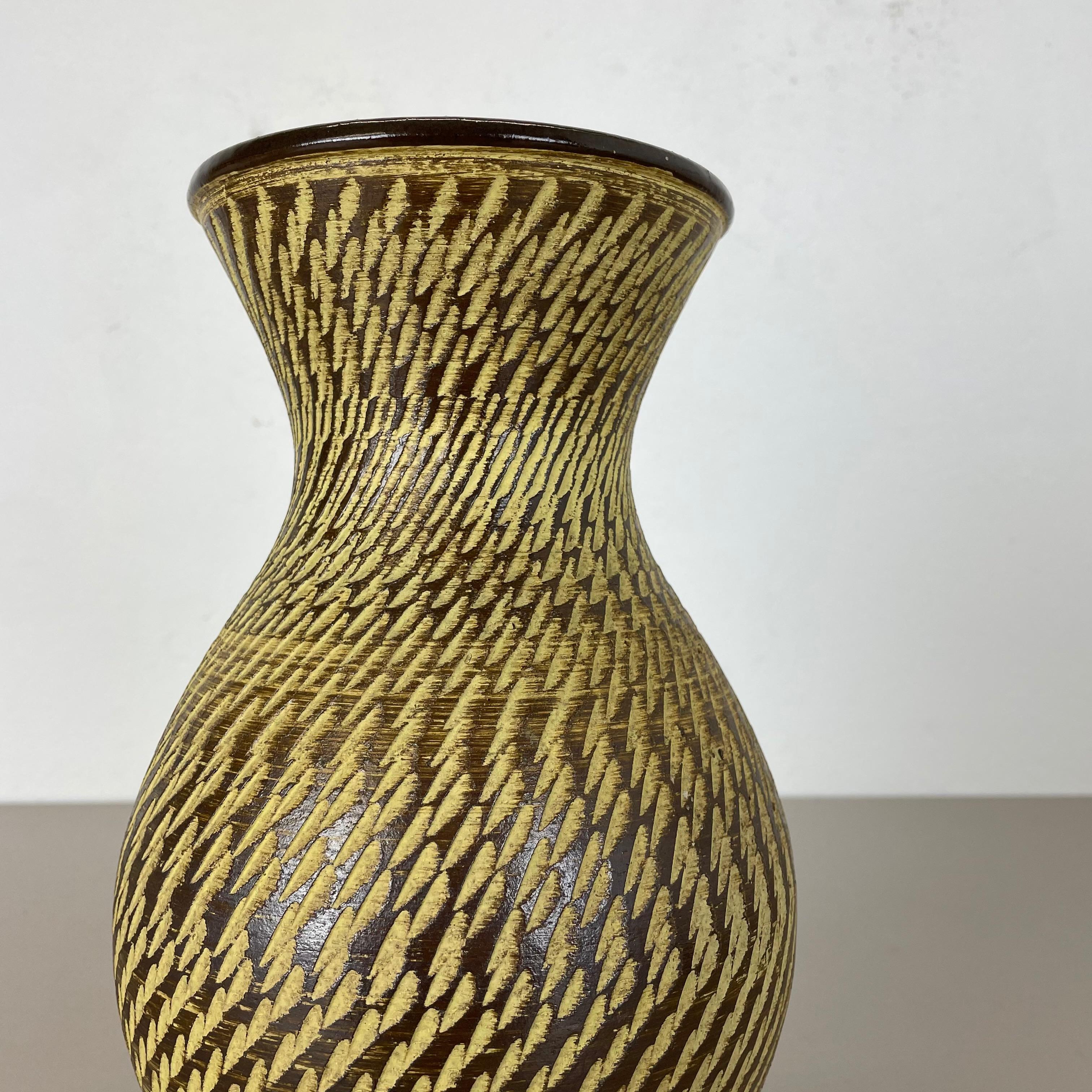 Ceramica Piccolo vaso astratto in ceramica di Dümmler e Breiden, Germania, anni '50 in vendita