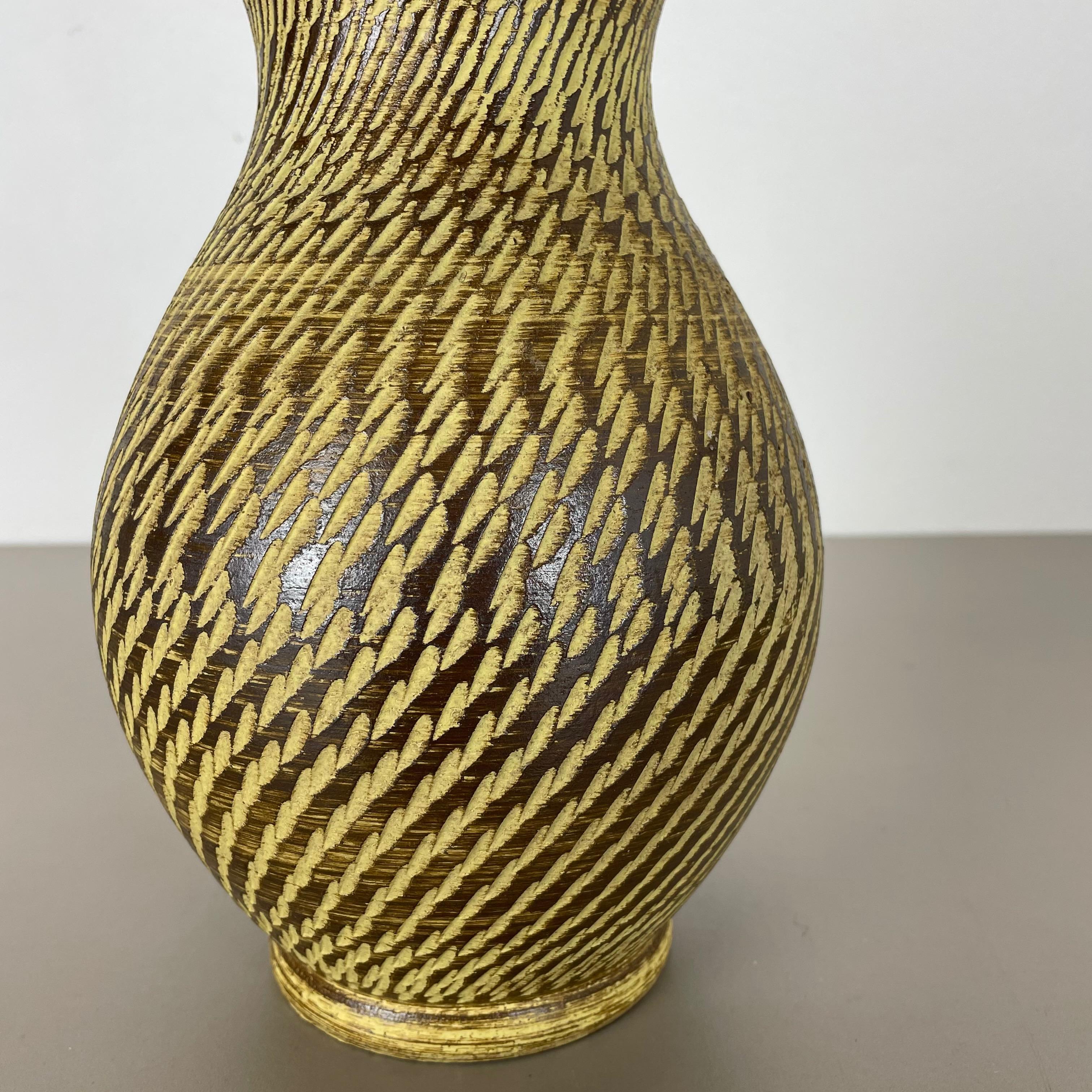 Piccolo vaso astratto in ceramica di Dümmler e Breiden, Germania, anni '50 in vendita 1