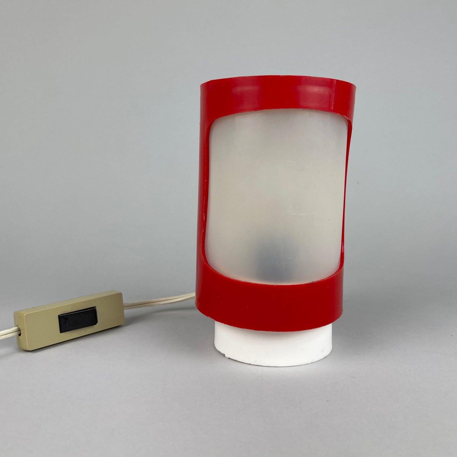 Small Adjustable Space Age Plastic Table Lamp, 1970's For Sale 7
