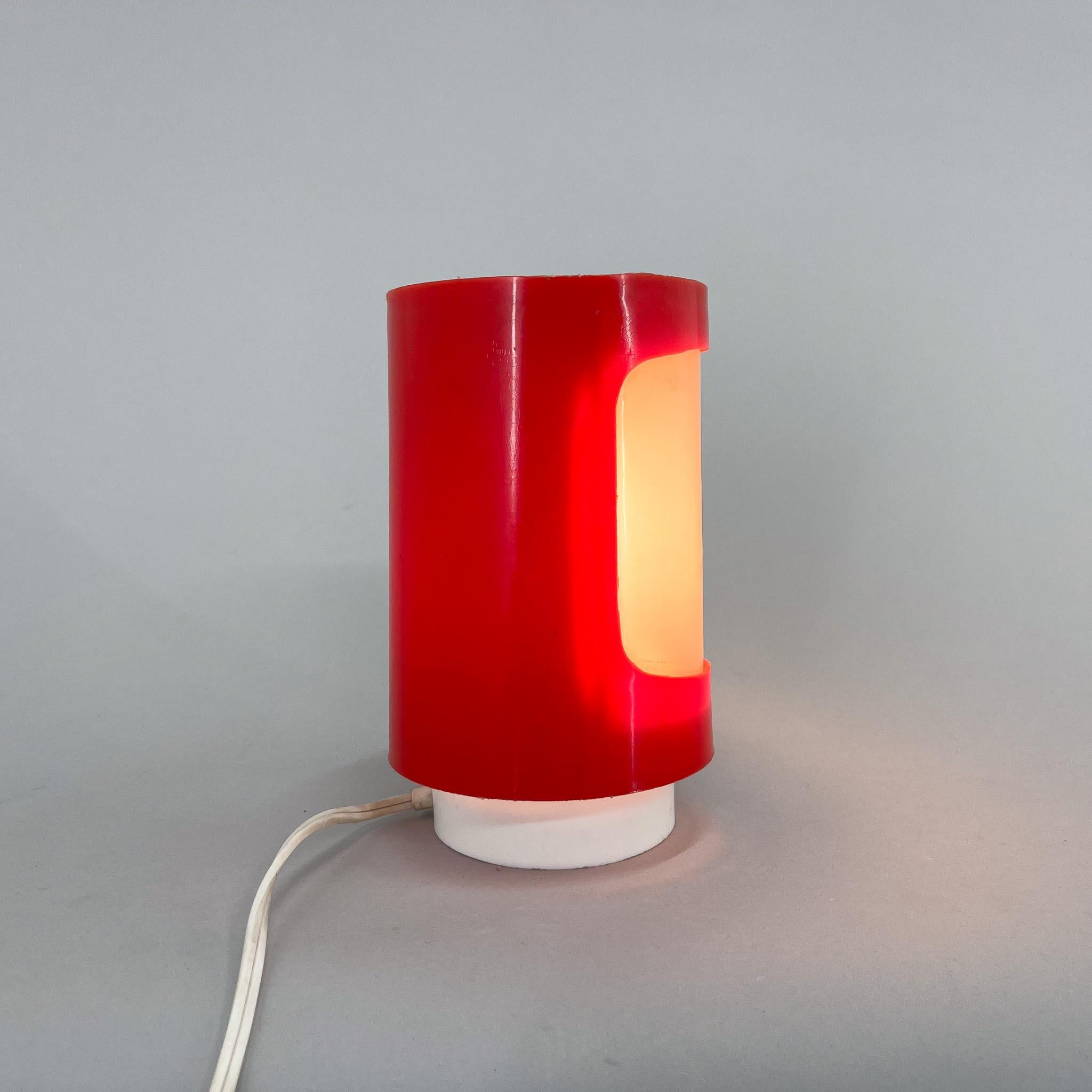 Small Adjustable Space Age Plastic Table Lamp, 1970's For Sale 4
