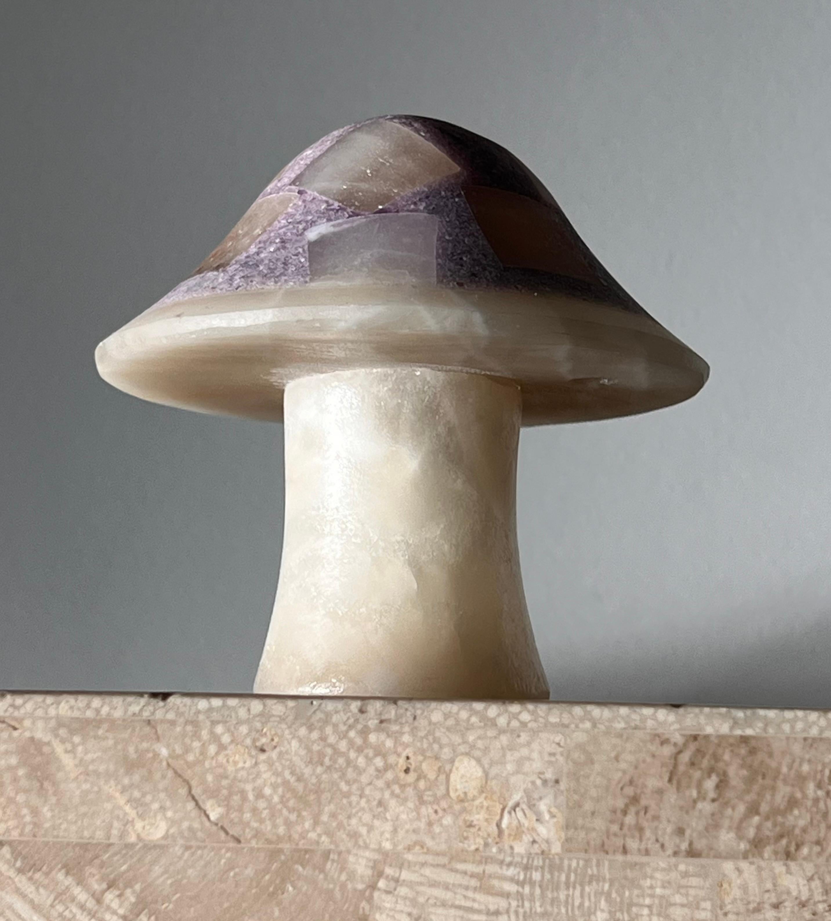Small alabaster and amethyst mushroom table lamp, late 20th century. 4