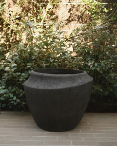 Small Alluvium Planter in Basalt by ORCA