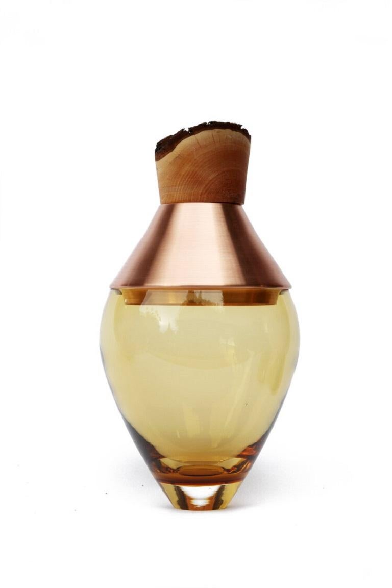 Tedesco Piccolo vaso da India in ambra e ottone patinato I, Pia Wüstenberg in vendita