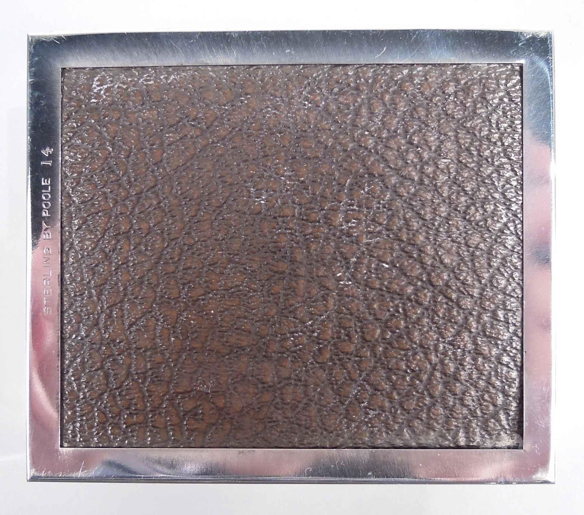 Pequeña caja americana de plata de ley moderna de mediados de siglo en venta 1