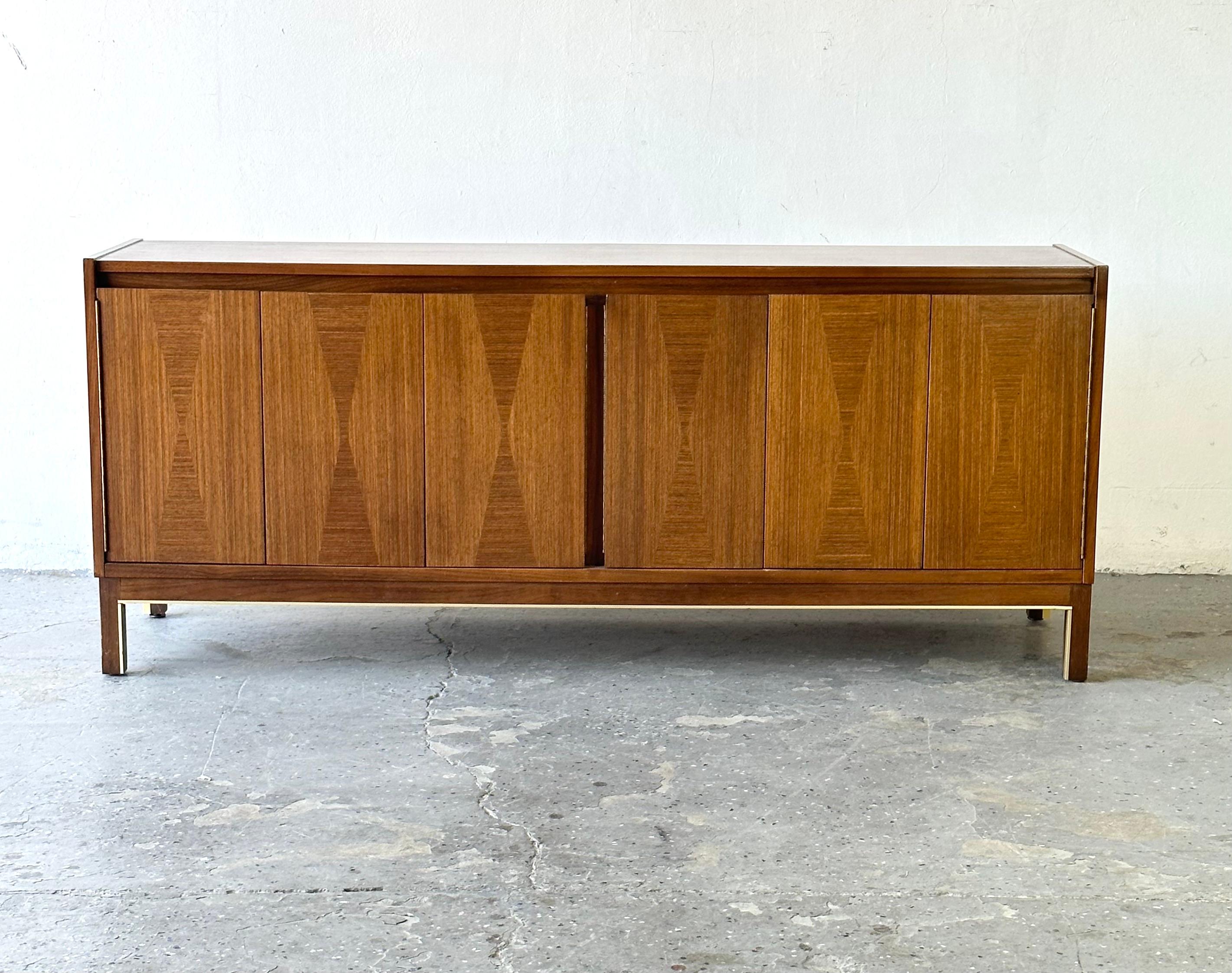Small American of Martinsville Mid-Century Modern Credenza / Media Stand 12