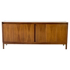 Small American of Martinsville Mid-Century Modern Credenza / Media Stand