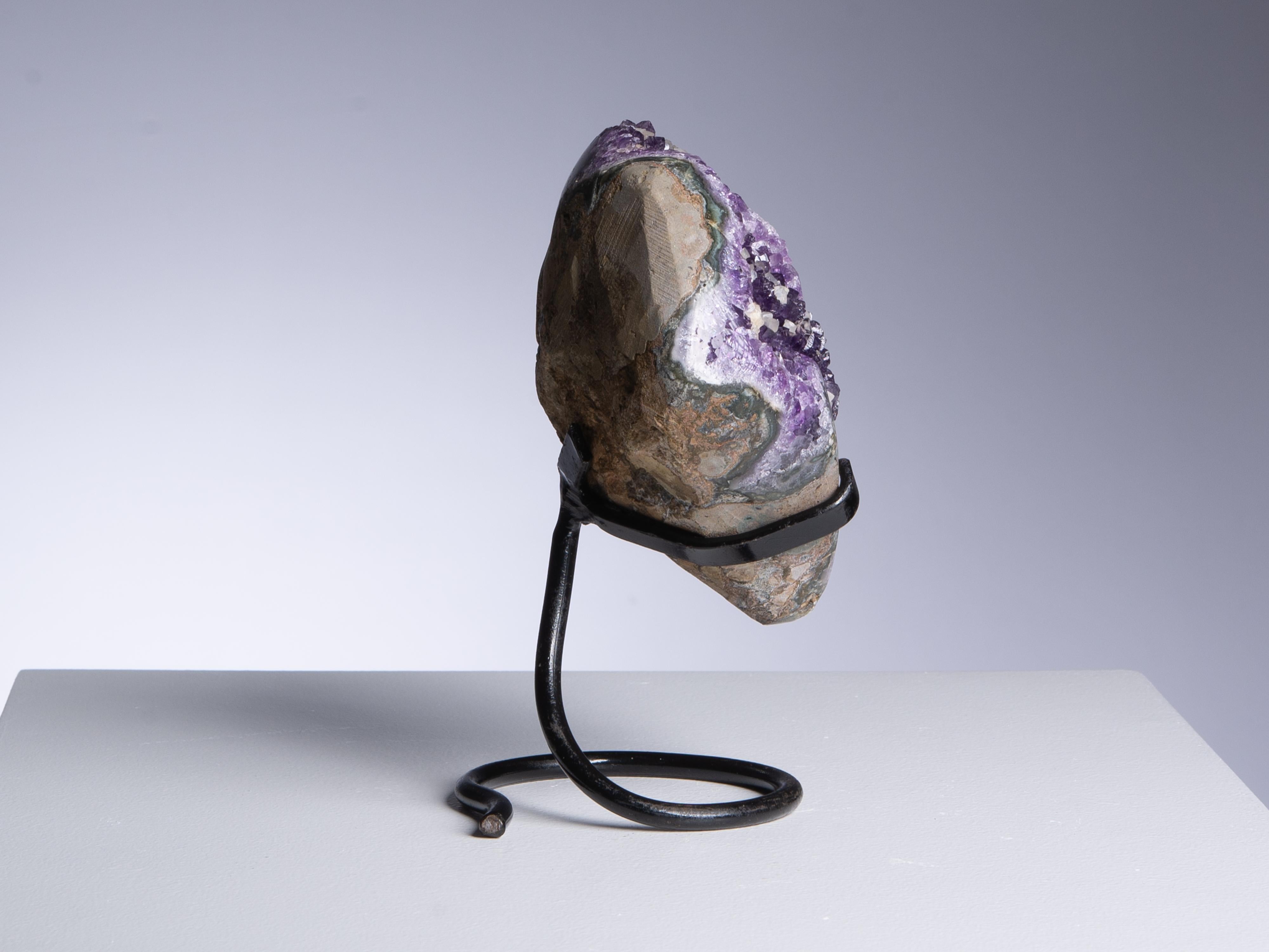 18th Century and Earlier Small amethyst cluster For Sale