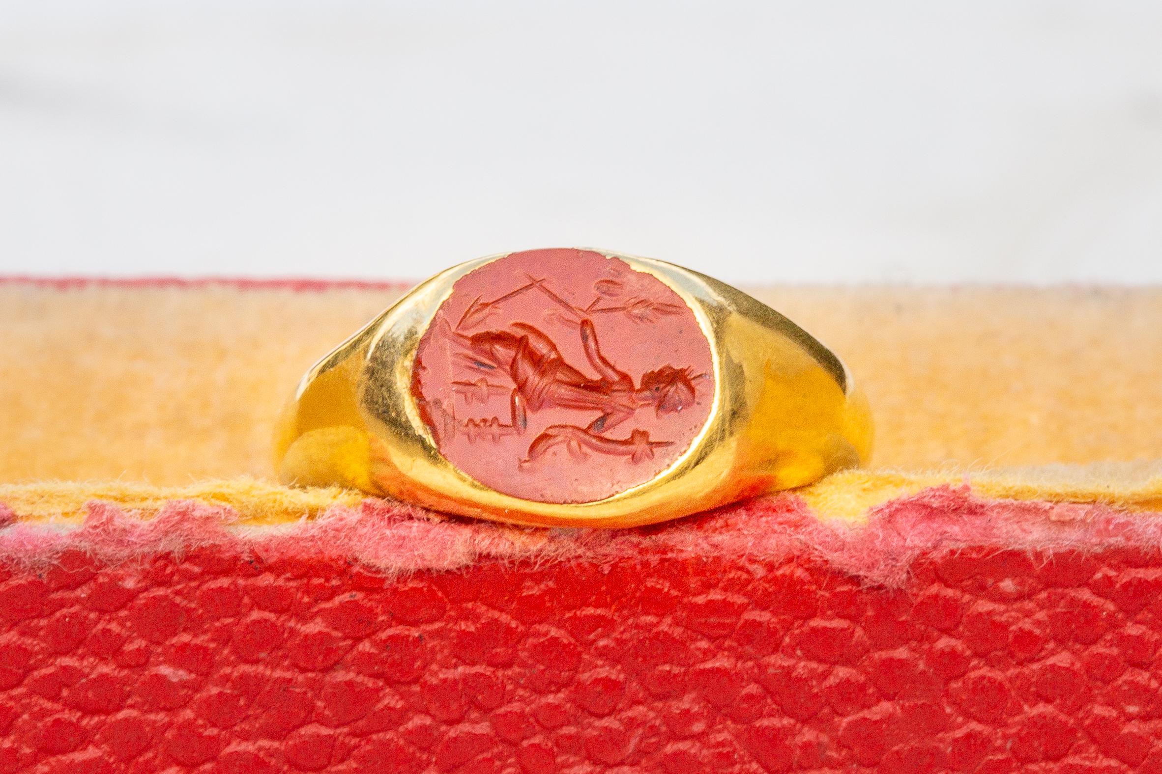 Small Ancient Roman Fortuna Intaglio Ring Engraved Jasper Antique Signet Ring  10